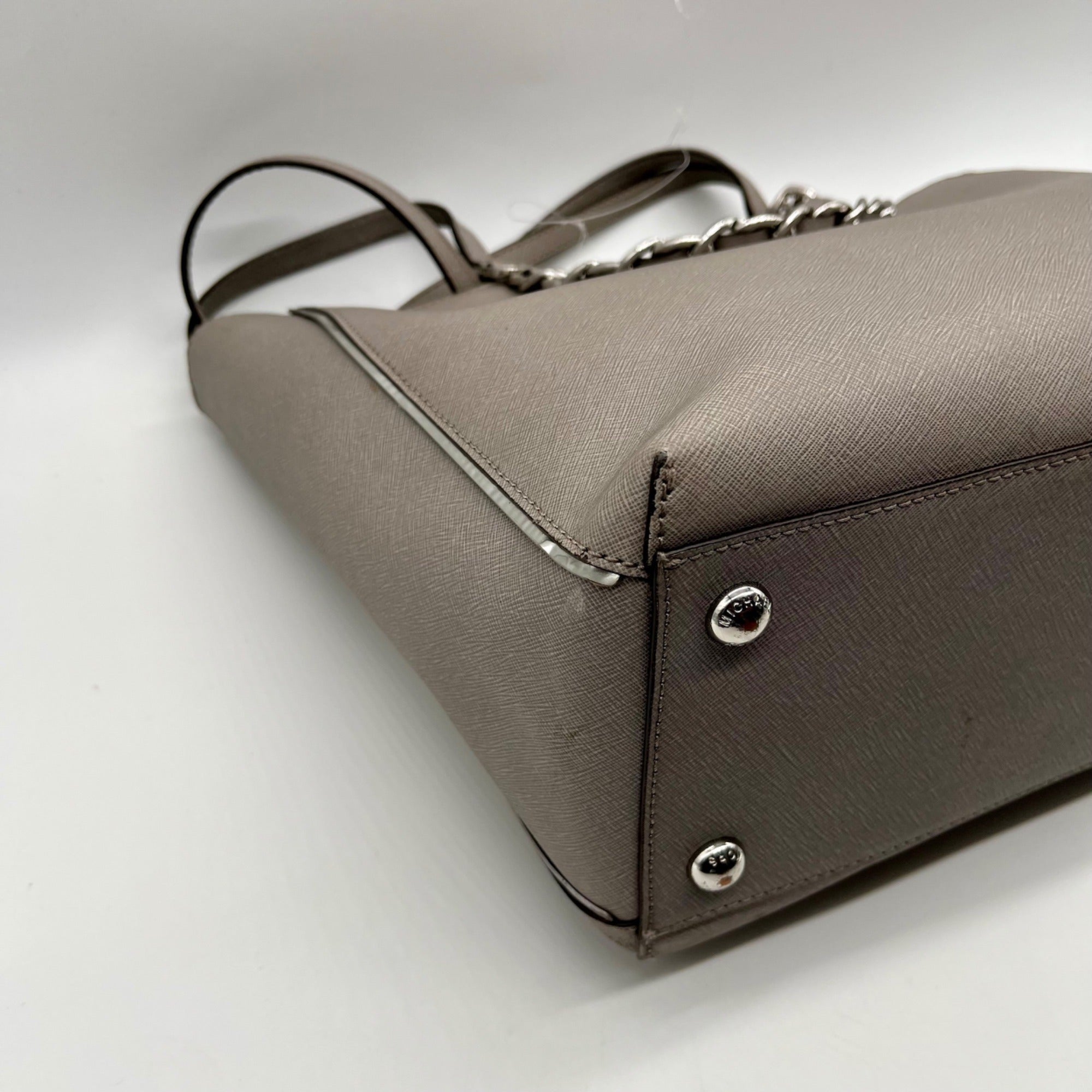 Michael Kors Grey Saffaino Leather Harper Chain Tote Bag