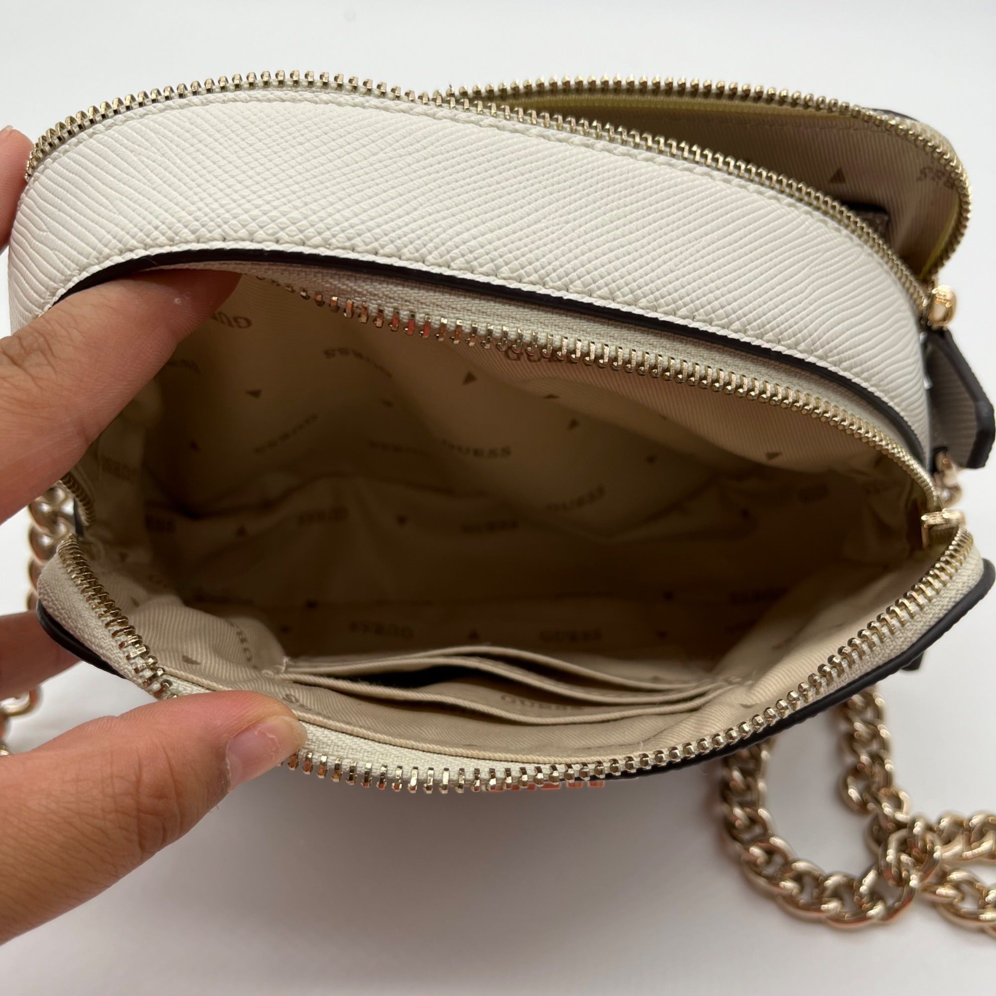 Guess Multicolor Ombre Noelle Double Compartment Camera Crossbody Bag