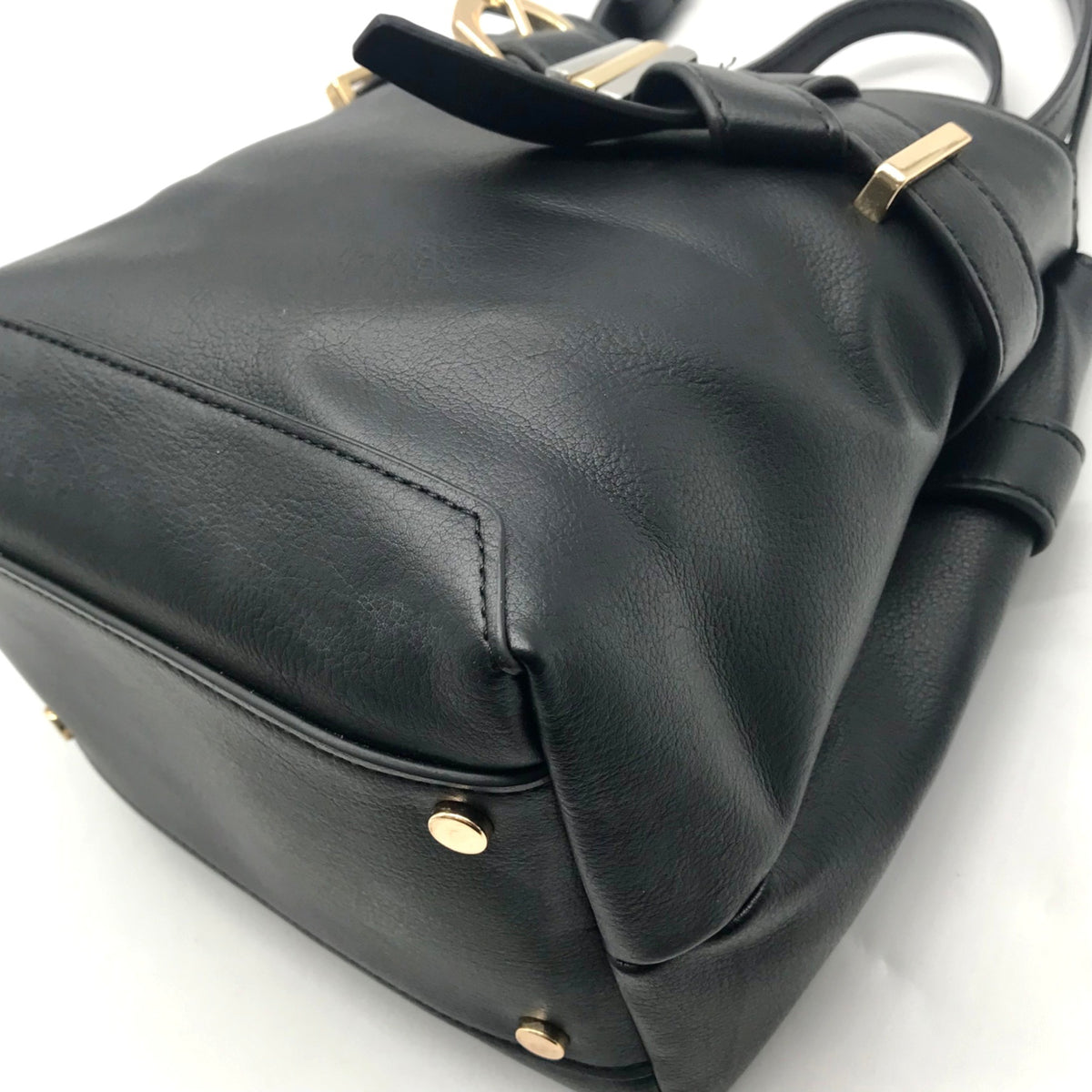 International Concepts Black Leather Nailaa Belted Crossbody