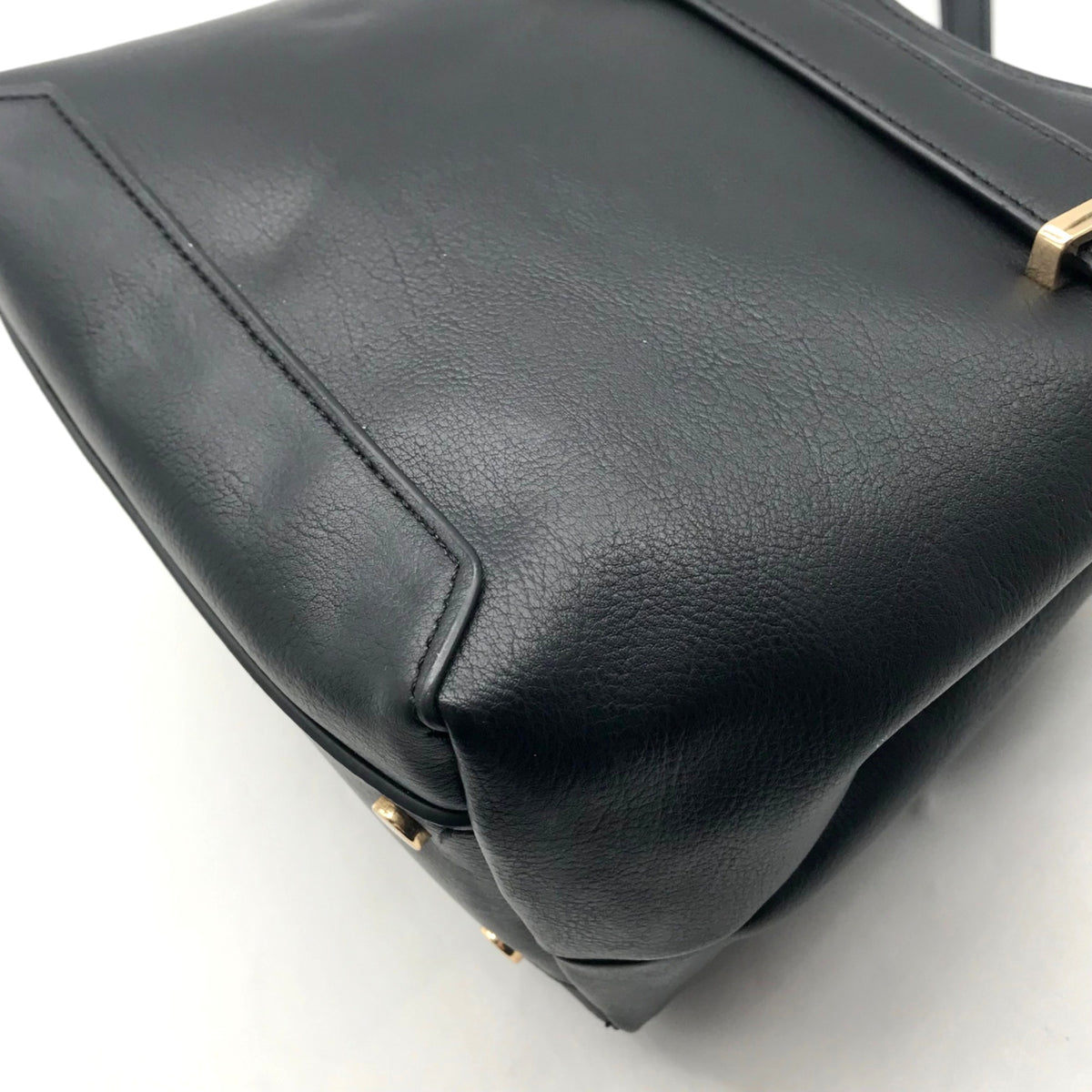 International Concepts Black Leather Nailaa Belted Crossbody