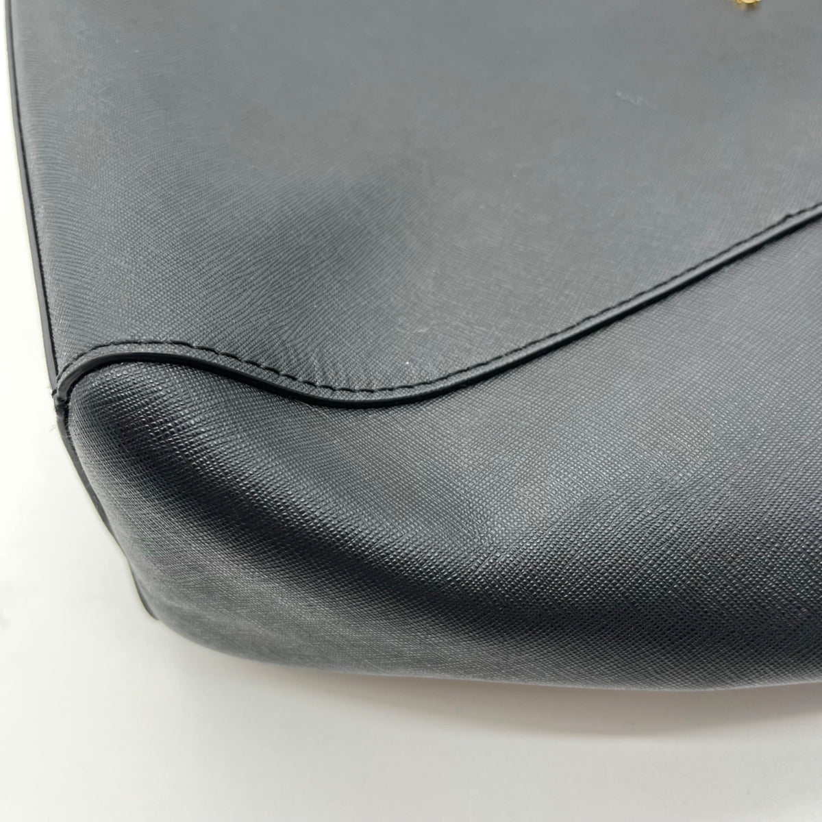 Michael Kors Black Saffiano Leather Jet Set Travel Chain Tote Bag
