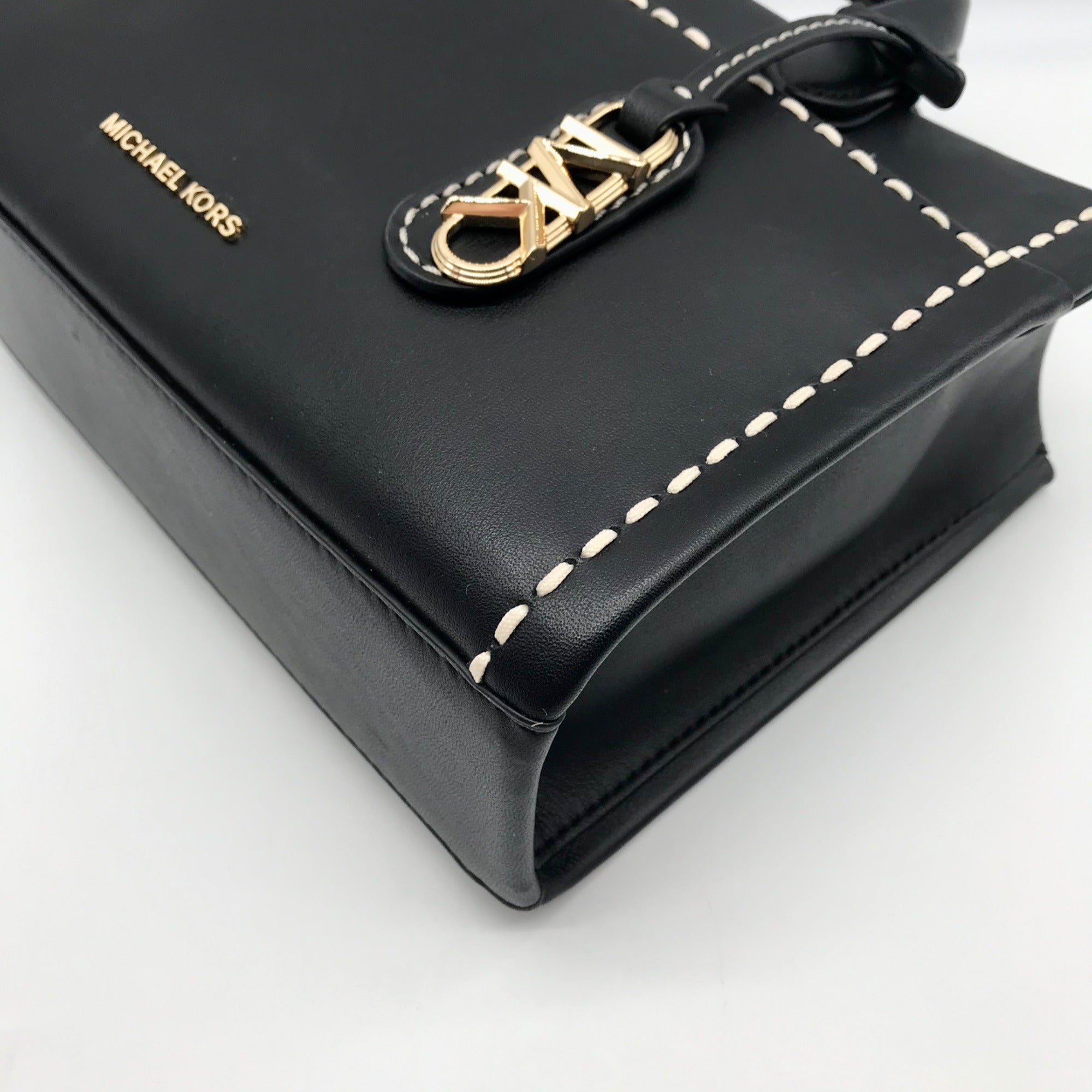 Michael Kors Black Leather Small East West Gigi Messenger Tote