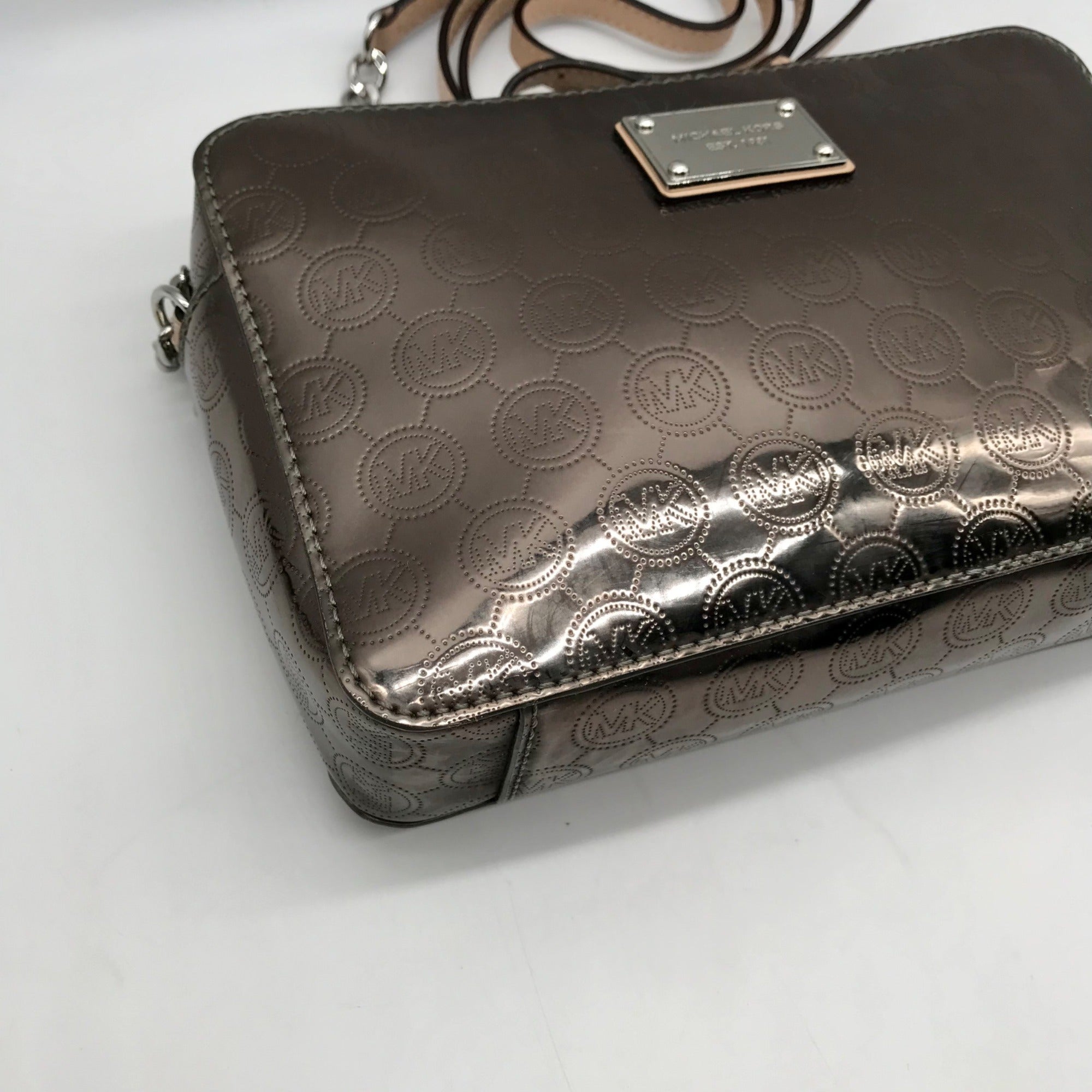 Michael Kors Metallic Gray Monogram Patent Leather Jet Set Crossbody