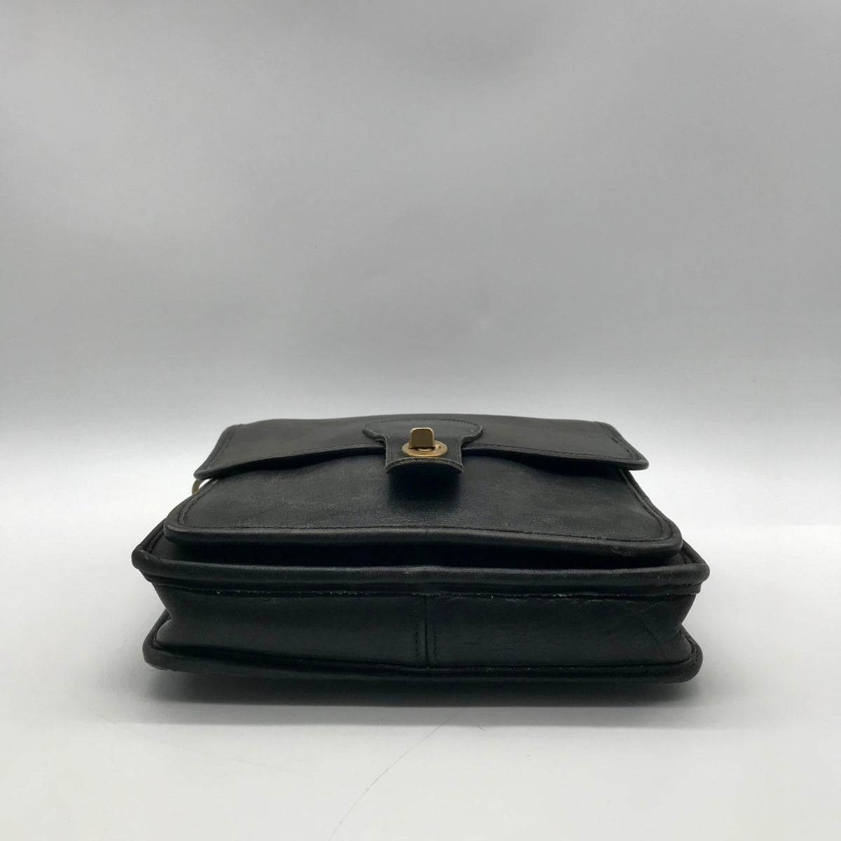 Coach Black Glove Leather Vintage Station Bag 6017