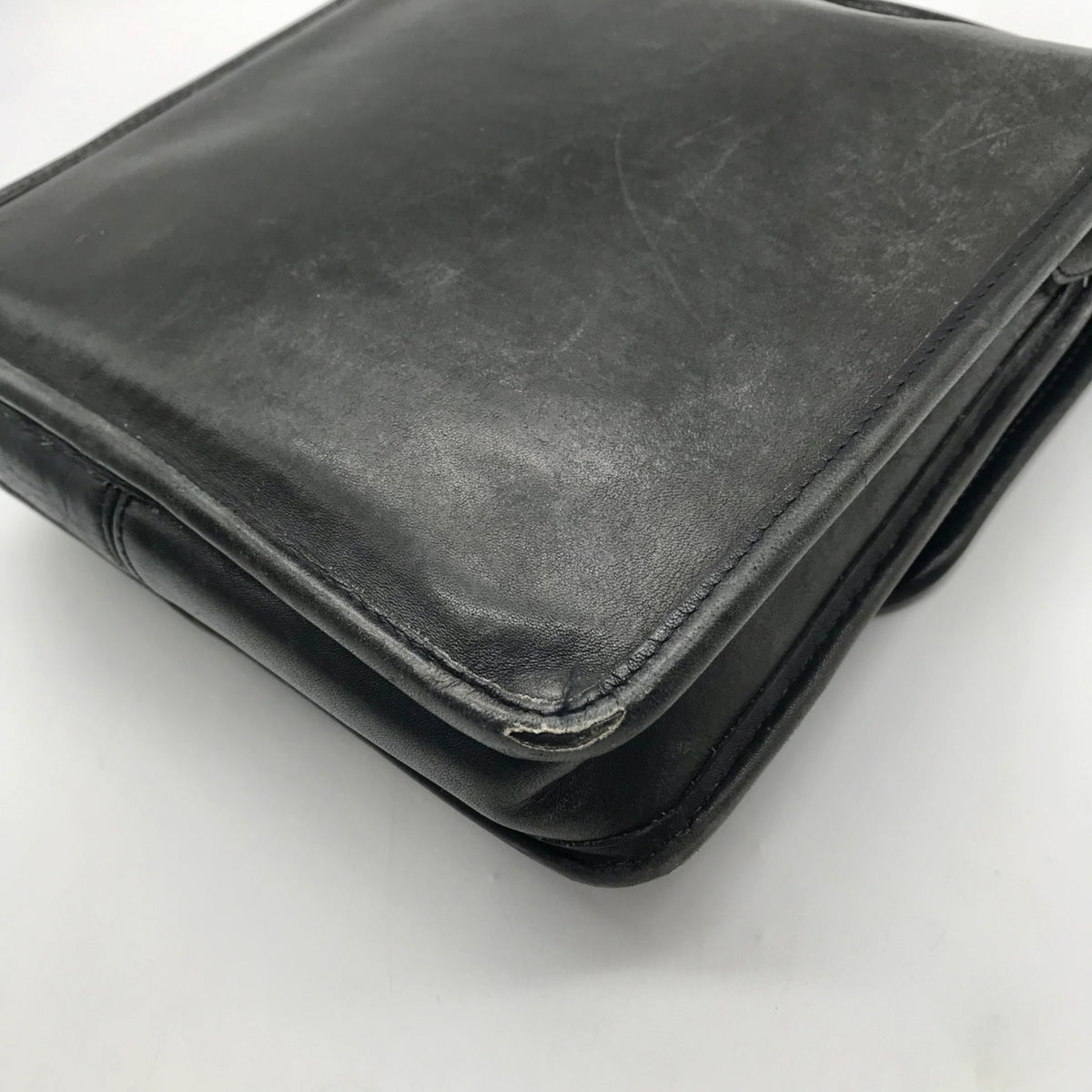 Coach Black Glove Leather Vintage Station Bag 6017