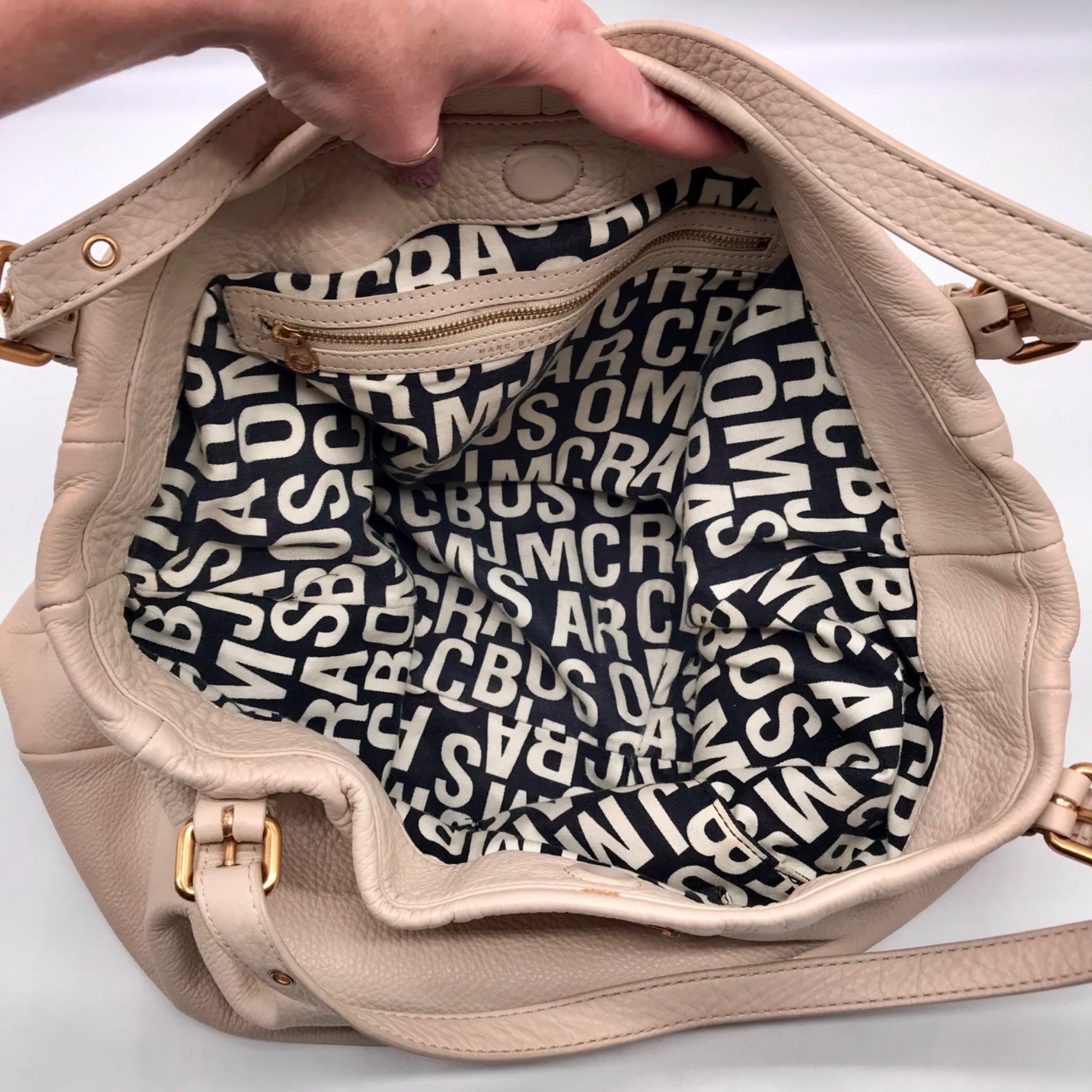 Marc Jacobs Ivory Pebbled Leather Workwear Shoulder Bag