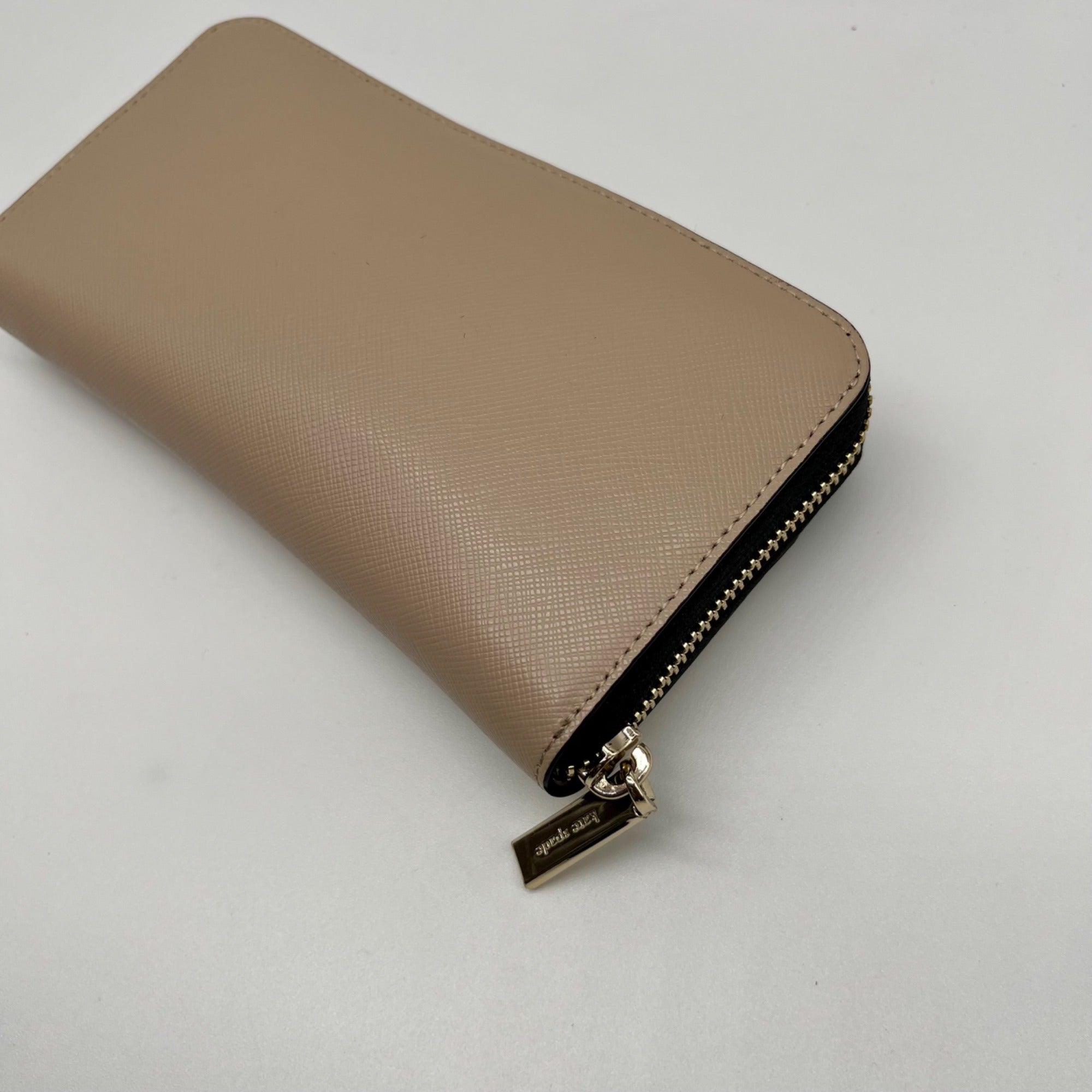 Kate Spade Beige &amp; Black Staci Colorblock Large Continental Wallet