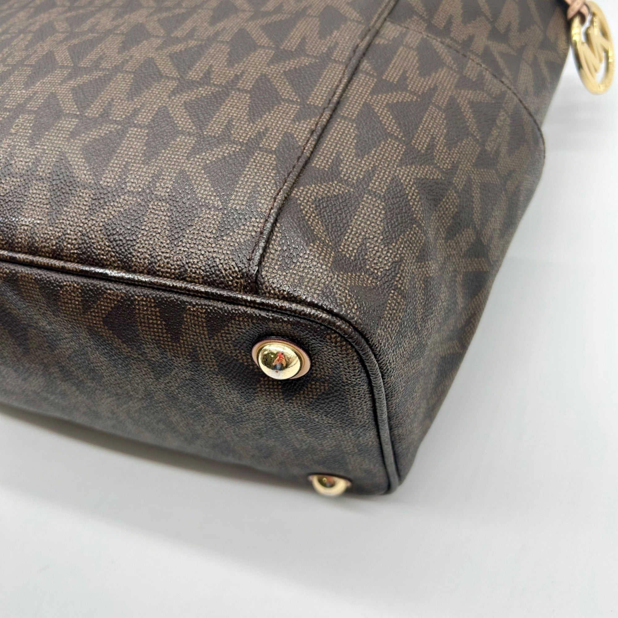 Michael Kors Jet Set Travel Tote Bag