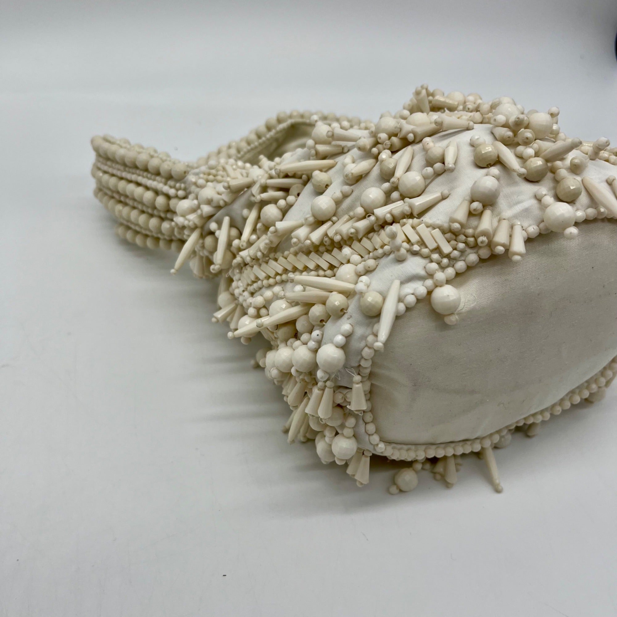 Antik Kraft White Meera Beaded Shoulder Bag