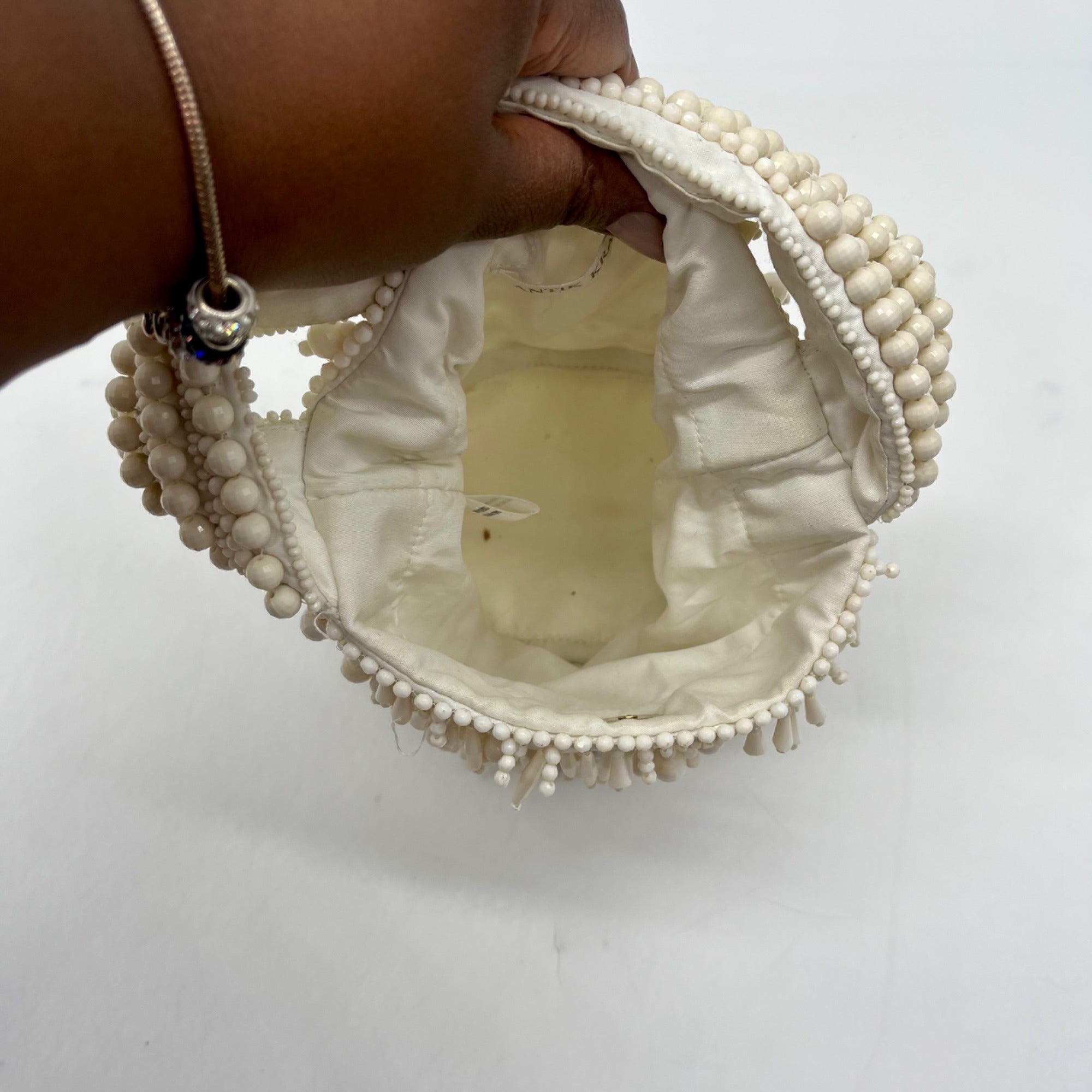 Antik Kraft White Meera Beaded Shoulder Bag