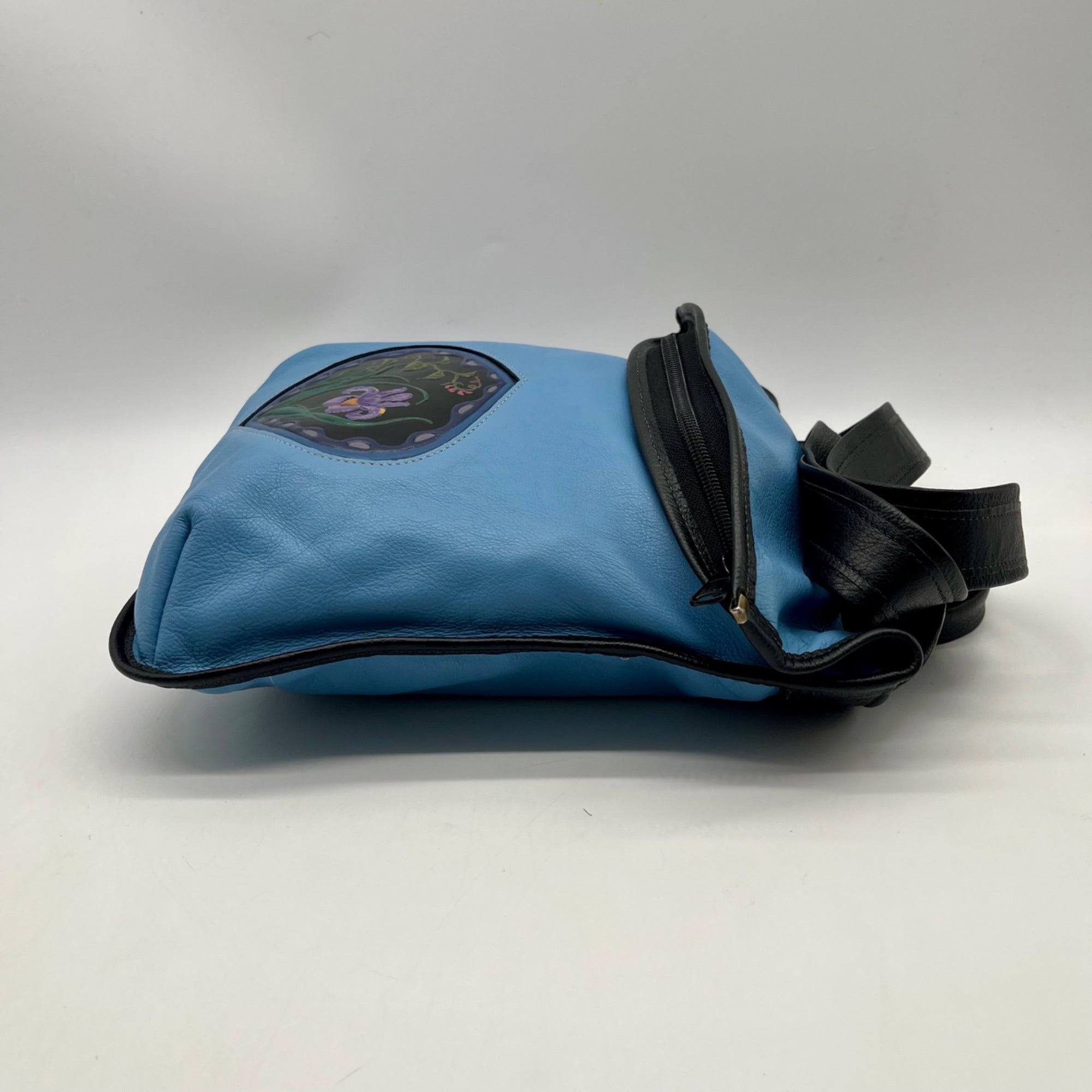 Turtle Ridge Blue Leather Crossbody Bag