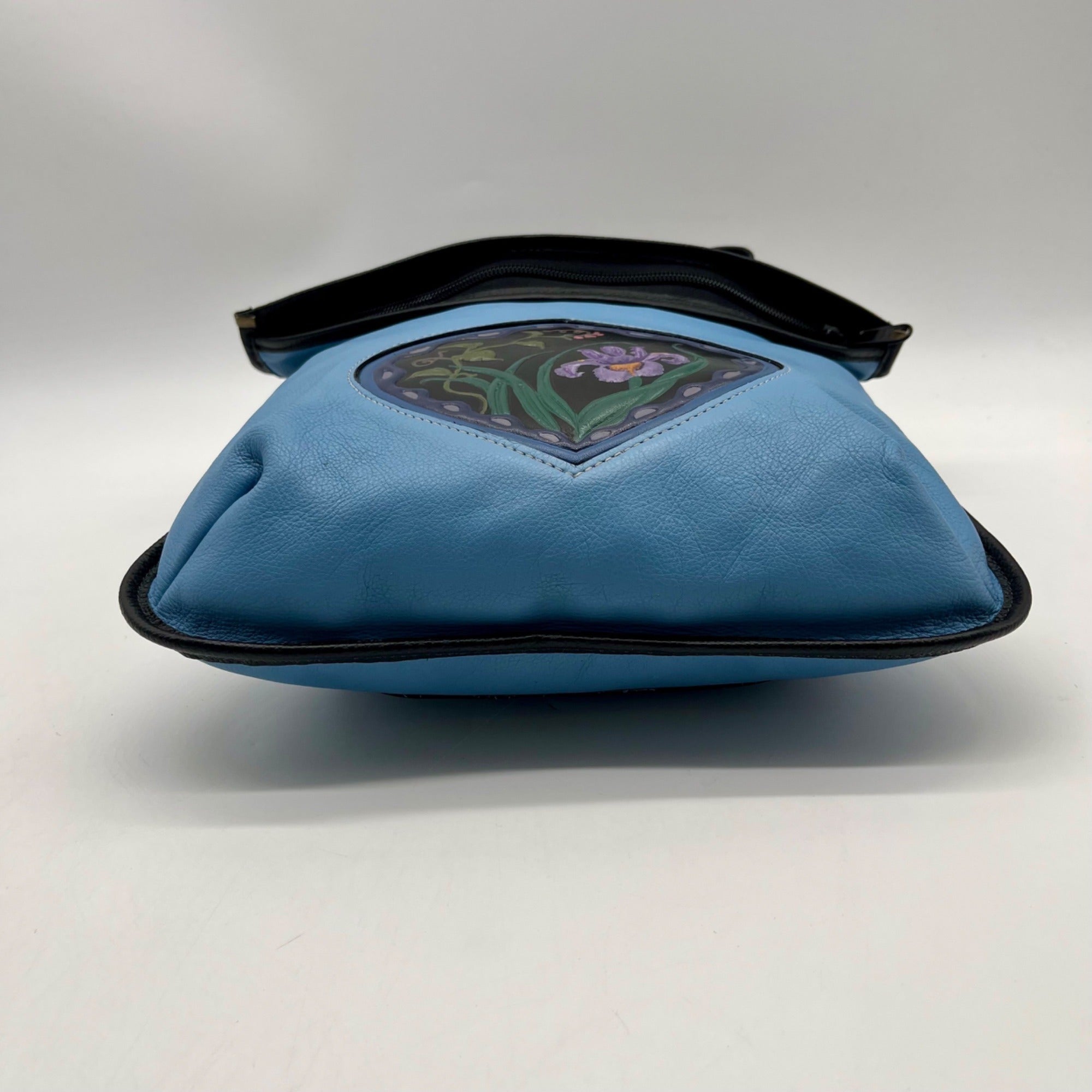 Turtle Ridge Blue Leather Crossbody Bag