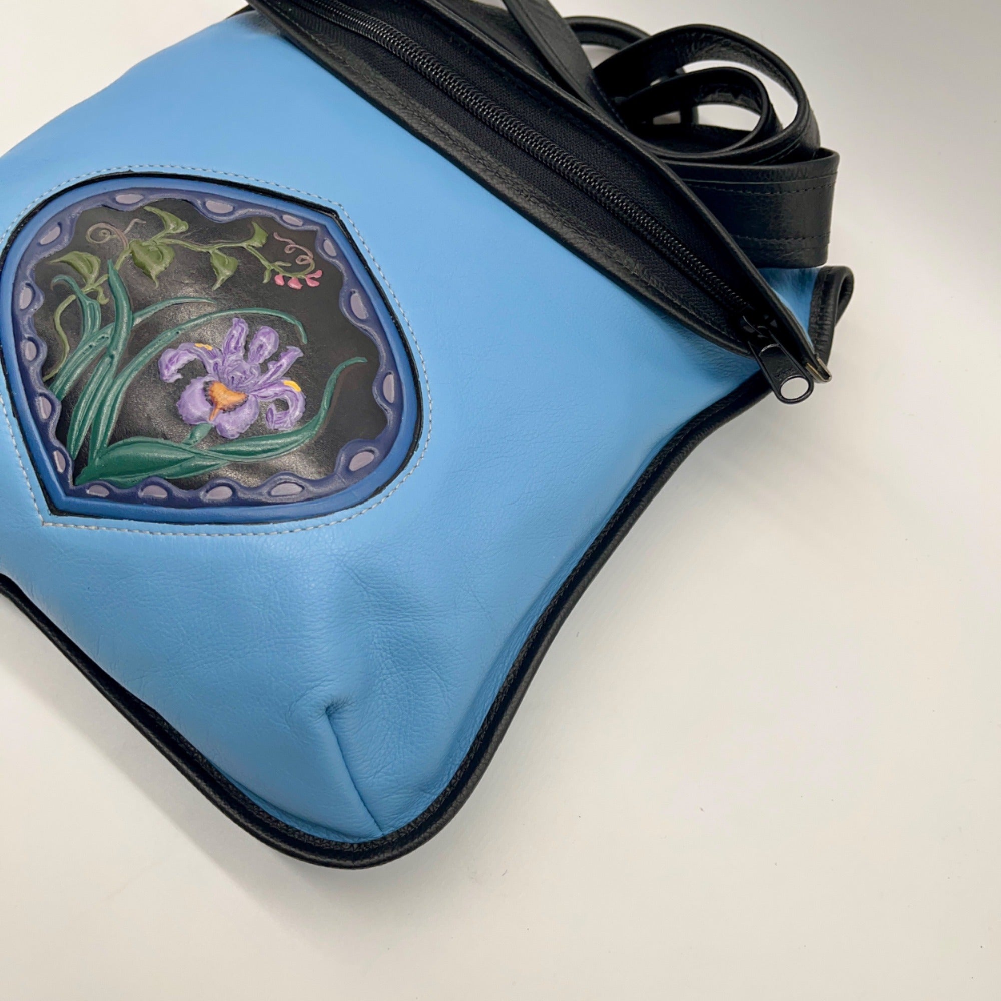 Turtle Ridge Blue Leather Crossbody Bag