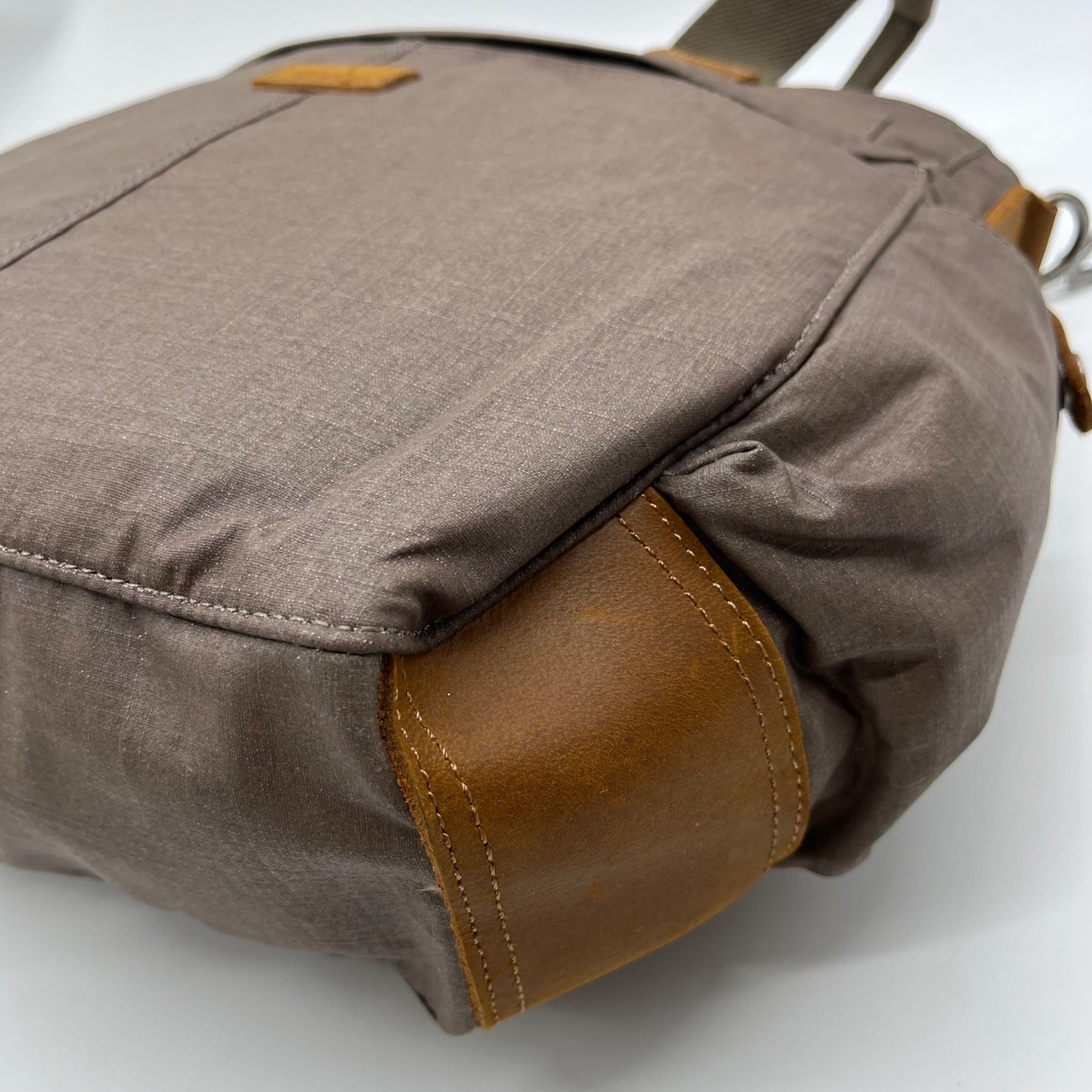 Tsd Brand Brown Urban Light Fabric Tote Bag