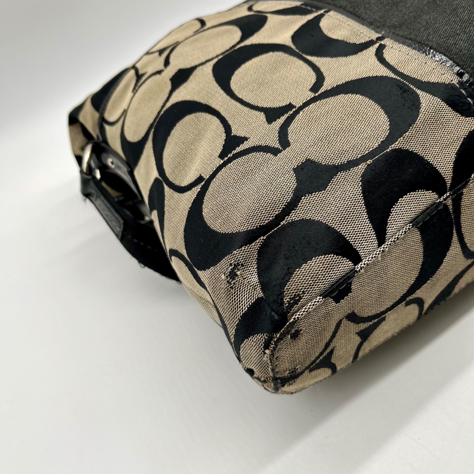 Coach Signature Stripe Fold over Tote Bag F23304