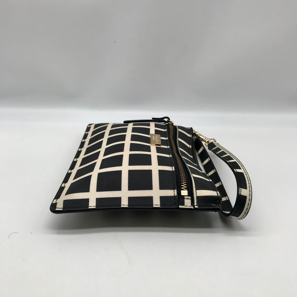 Kate Spade Black And Off-White Leather Laurel Way Tinie Wristlet