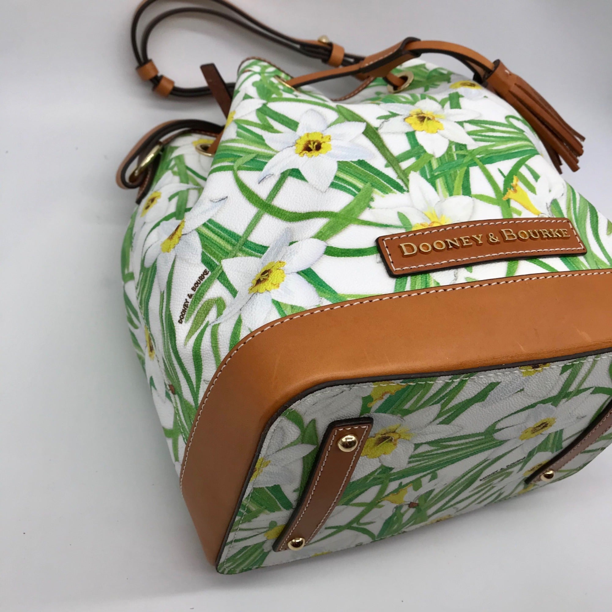Dooney &amp; Bourke Green and White Coated Canvas Daffodil Drawstring Bag With Matching Wristlet