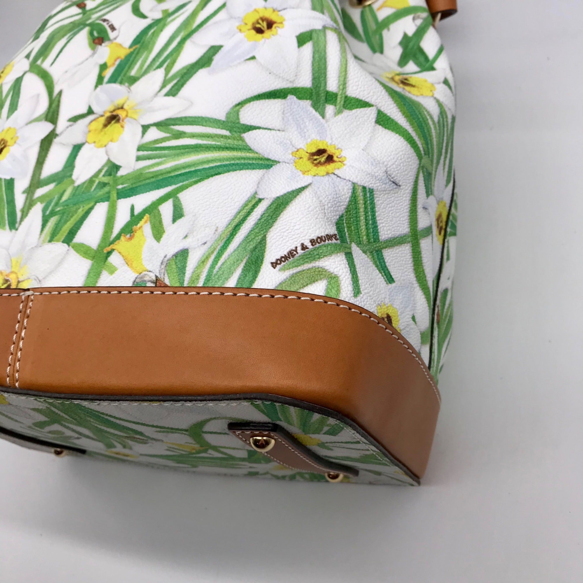 Dooney &amp; Bourke Green and White Coated Canvas Daffodil Drawstring Bag With Matching Wristlet