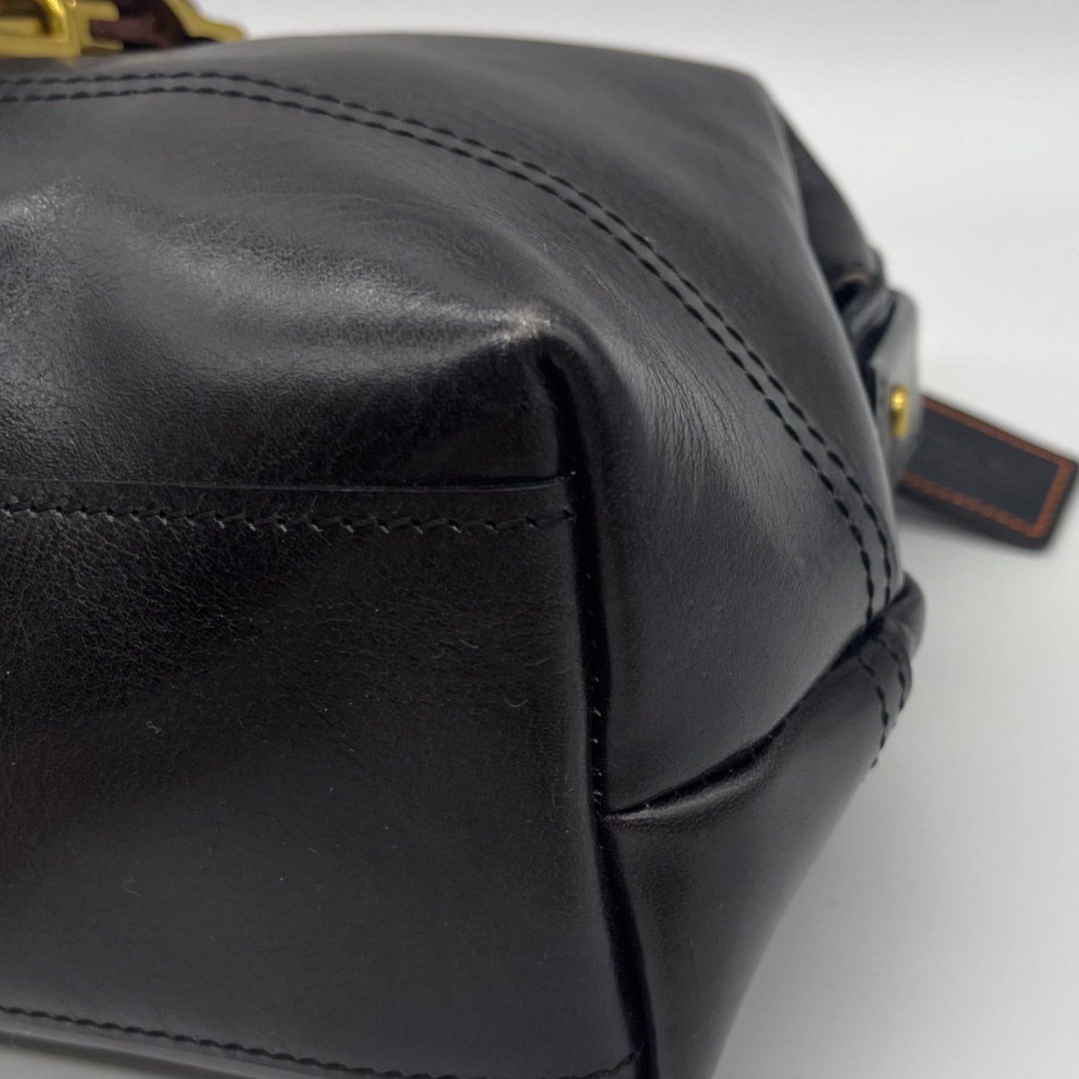 Old Trend Genuine Leather Black Doctor Satchel Bag