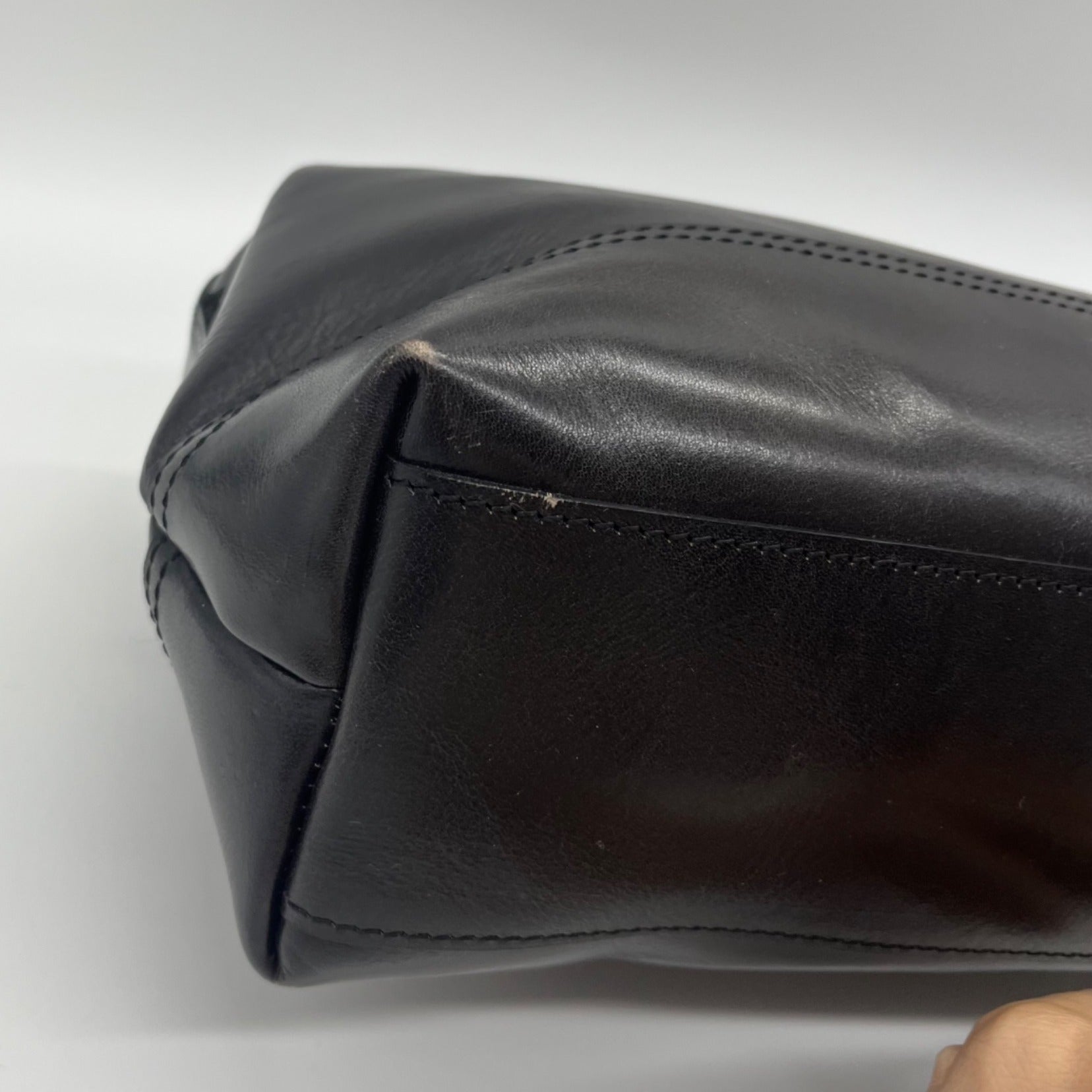 Old Trend Genuine Leather Black Doctor Satchel Bag