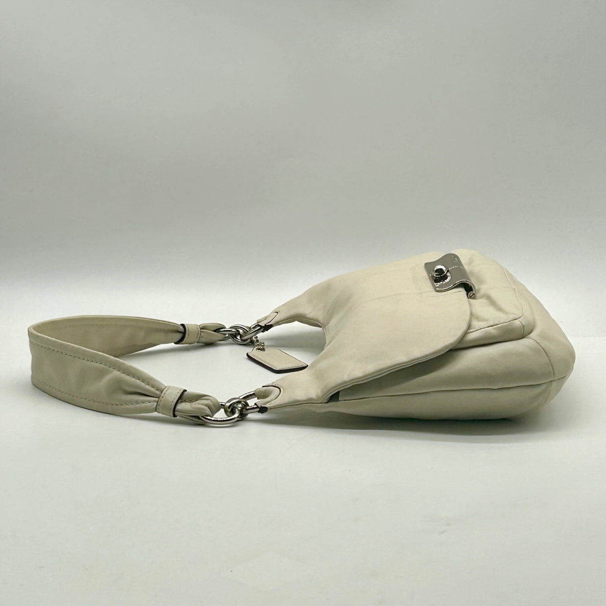 Coach Vintage Ivory Leather Flap Hobo Shoulder Bag-16931