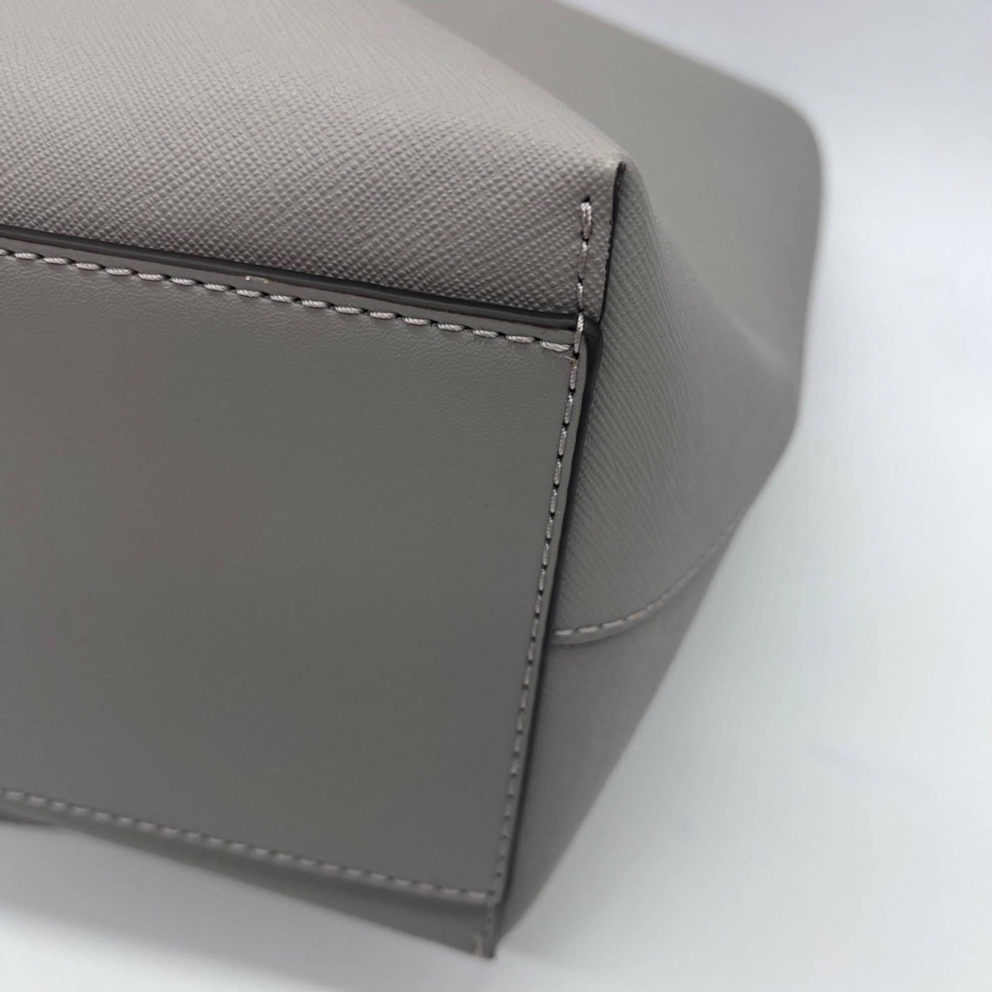 Michael Kors Pearl Grey Coated Canvas Sheila Tote