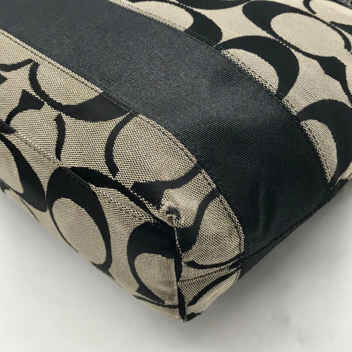 Coach Signature Canvas Black Tote Bag F15112