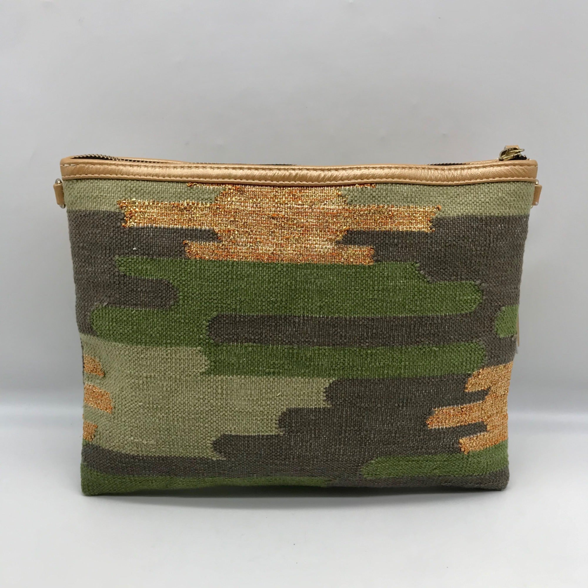 WKND WYFR Camouflage Woven Nelly Clutch