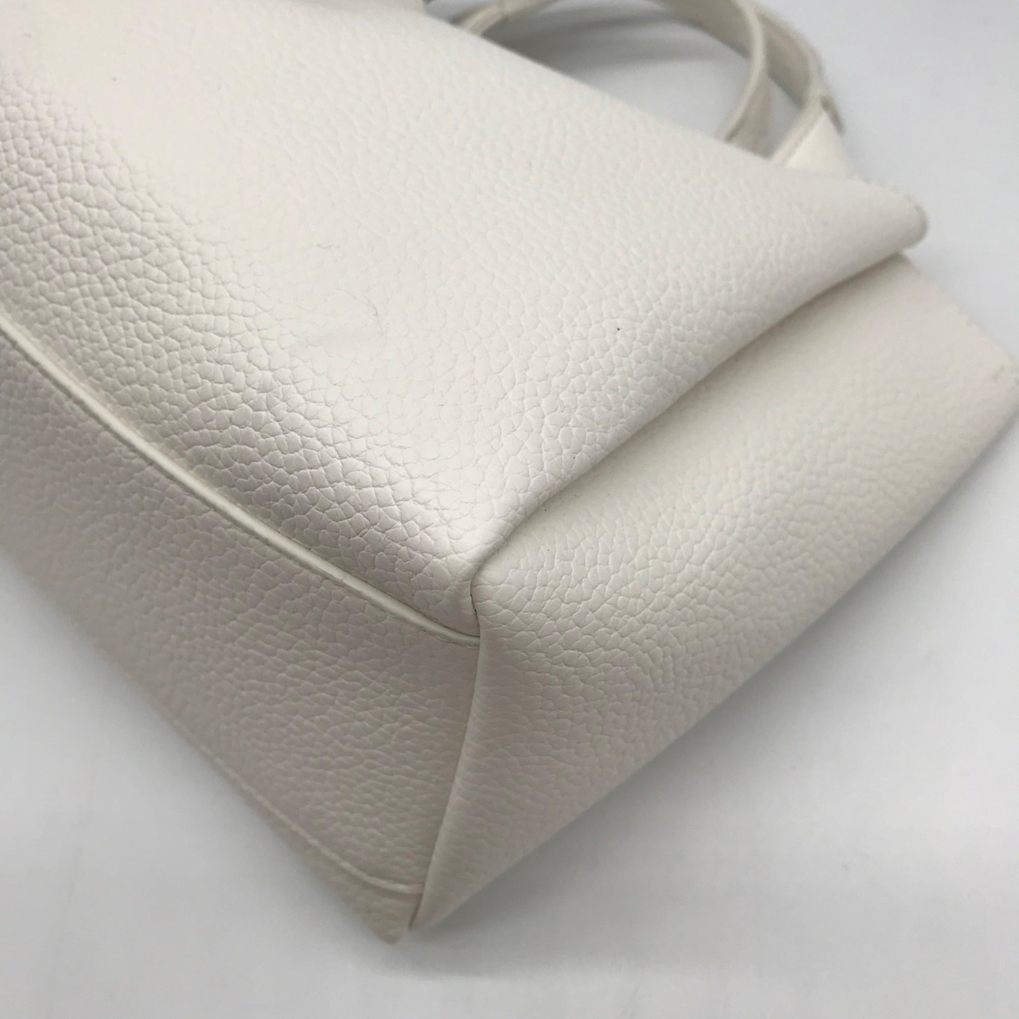 DKNY White Willa Mini Satchel 51 Crossbody Bag
