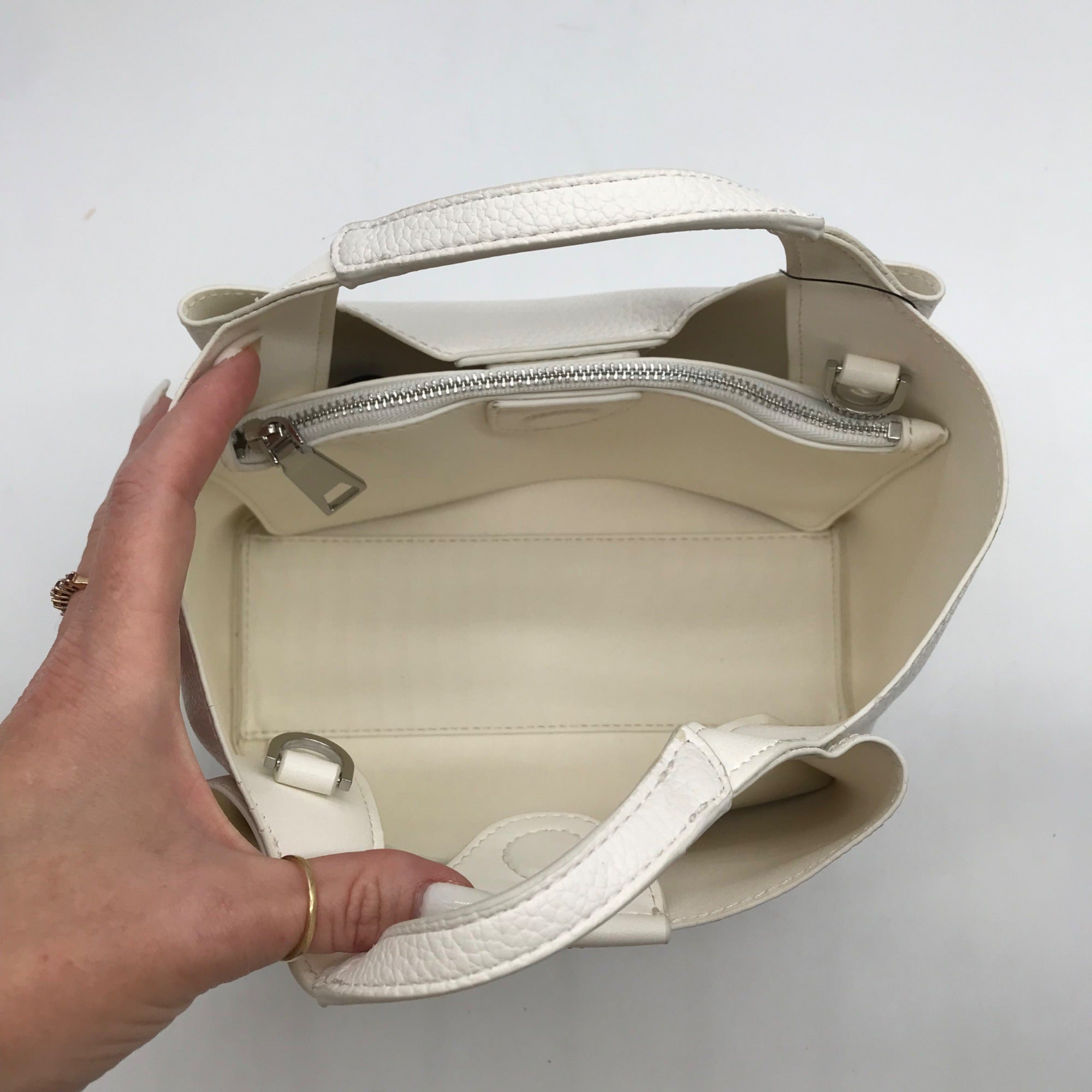DKNY White Willa Mini Satchel 51 Crossbody Bag
