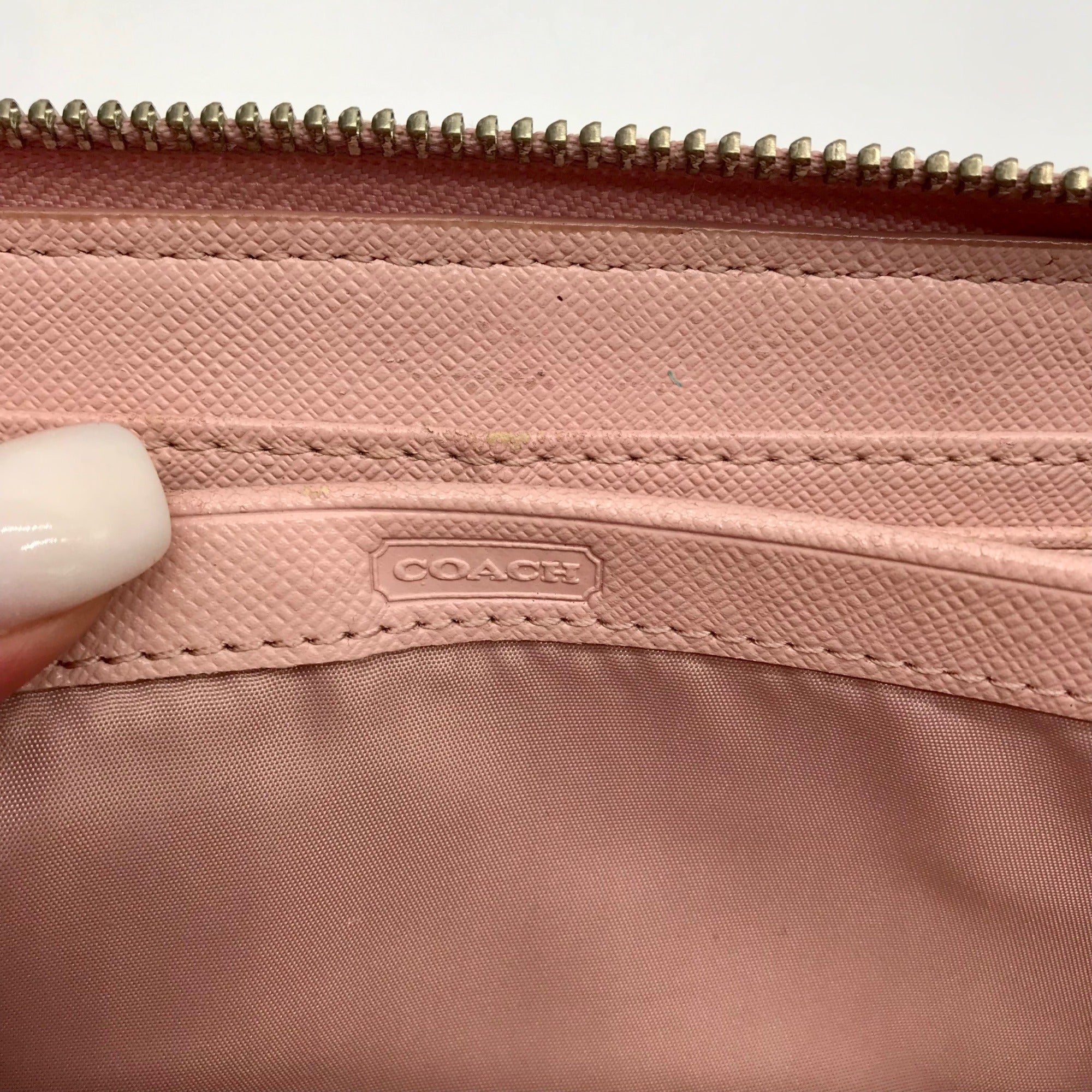 Coach Pale Pink Leather Gathered Vintage Wallet