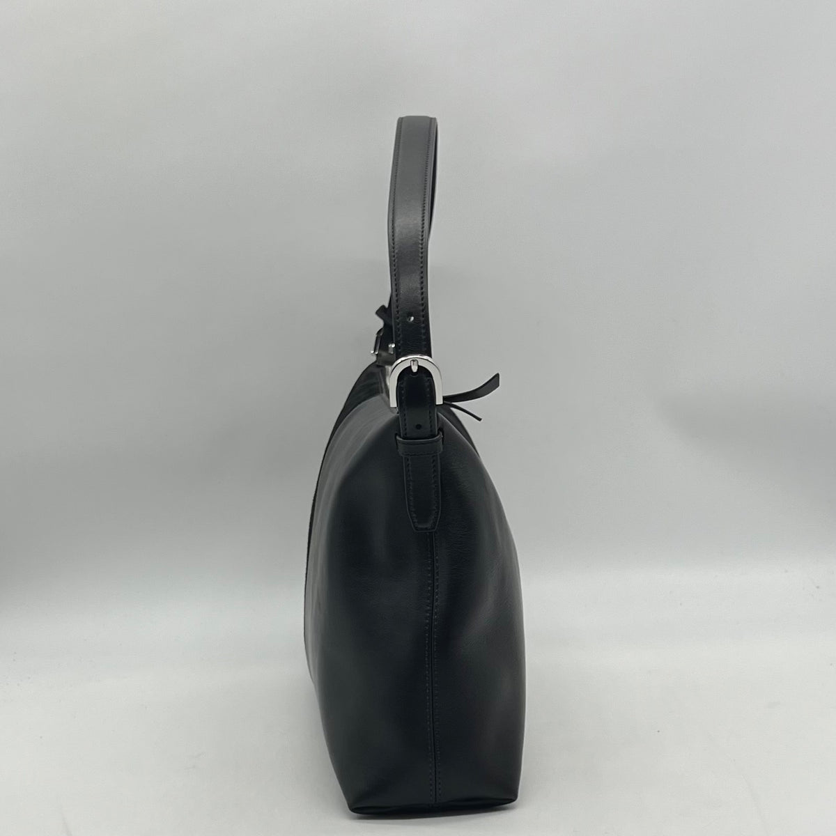 Stuart Weitzman Black Leather Shoulder Bag