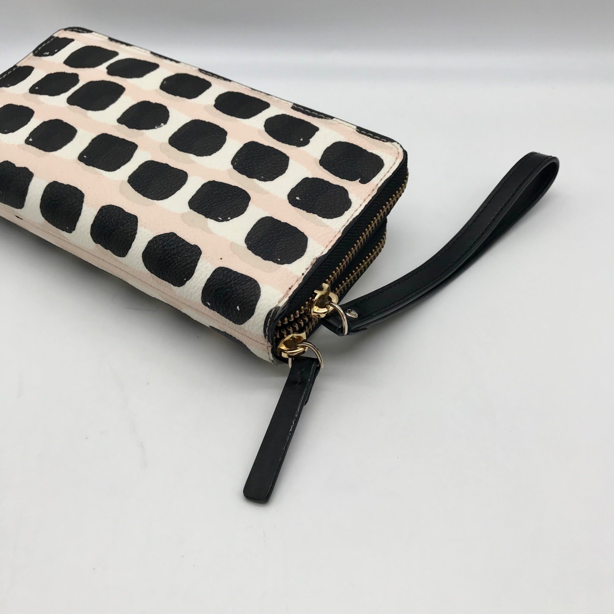 Kate Spade Light Pink And Black Leather Grove Street Wristlet