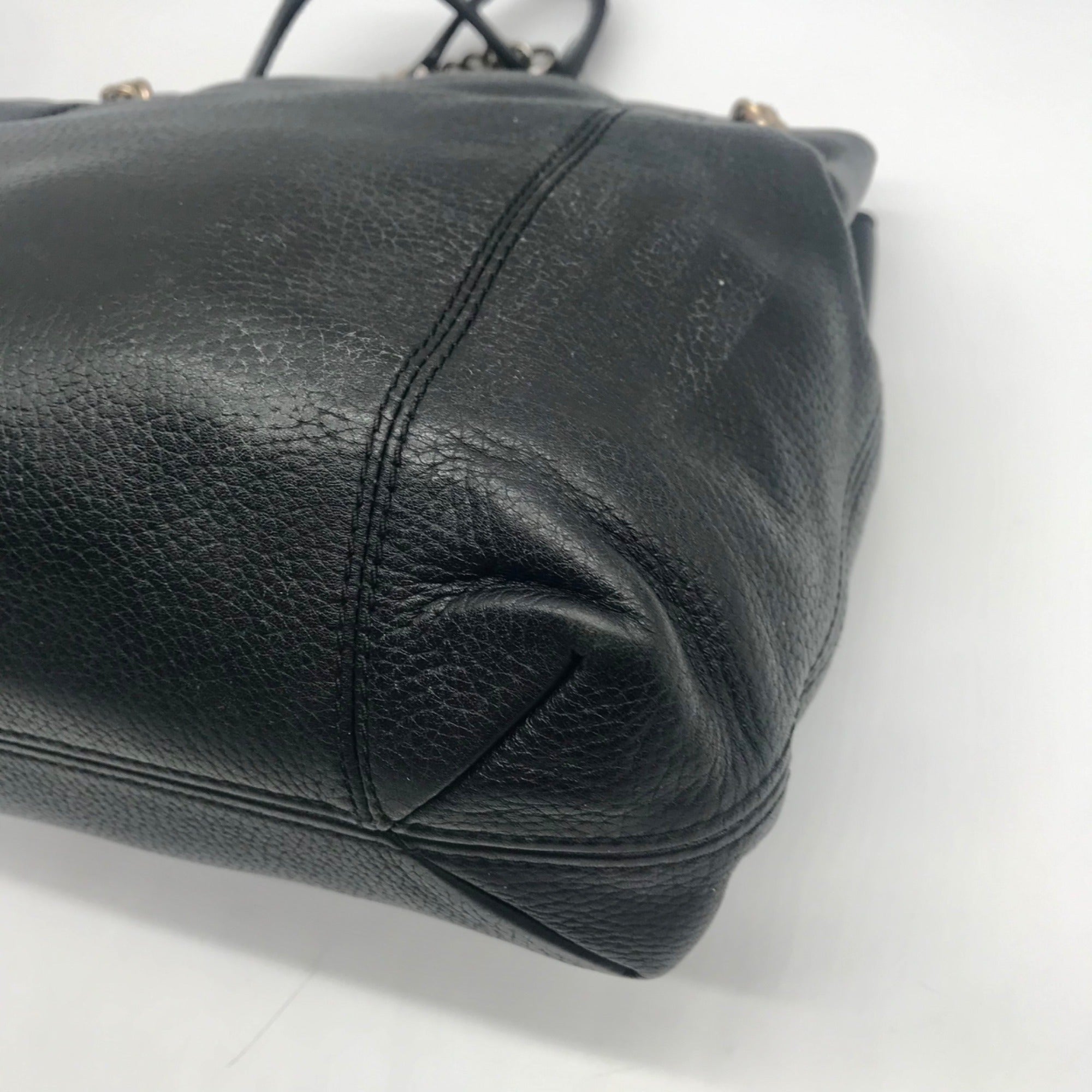 Michael Kors Black Pebbled Leather Jet Set Chain Medium Shoulder Tote