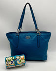 Coach Blue Pebbled Leather Tote Bag With Wallet