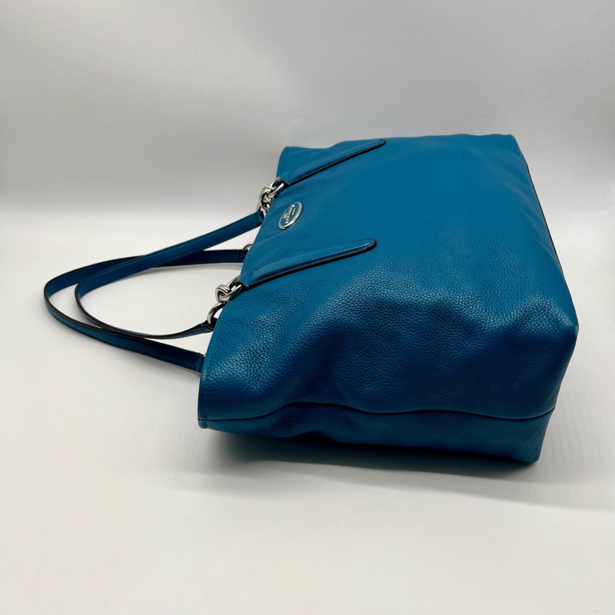 Coach Blue Pebbled Leather Tote Bag With Wallet