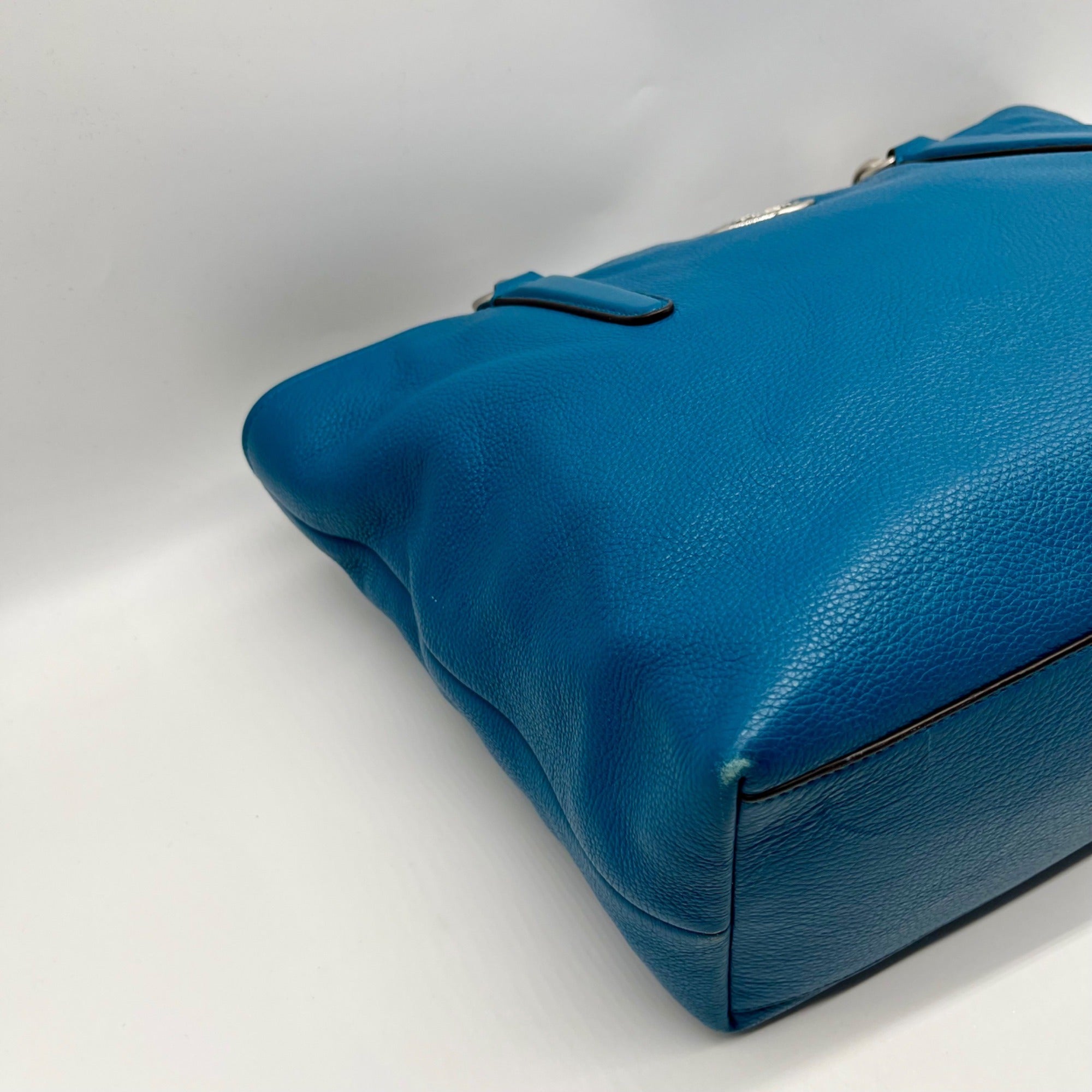 Coach Blue Pebbled Leather Tote Bag With Wallet