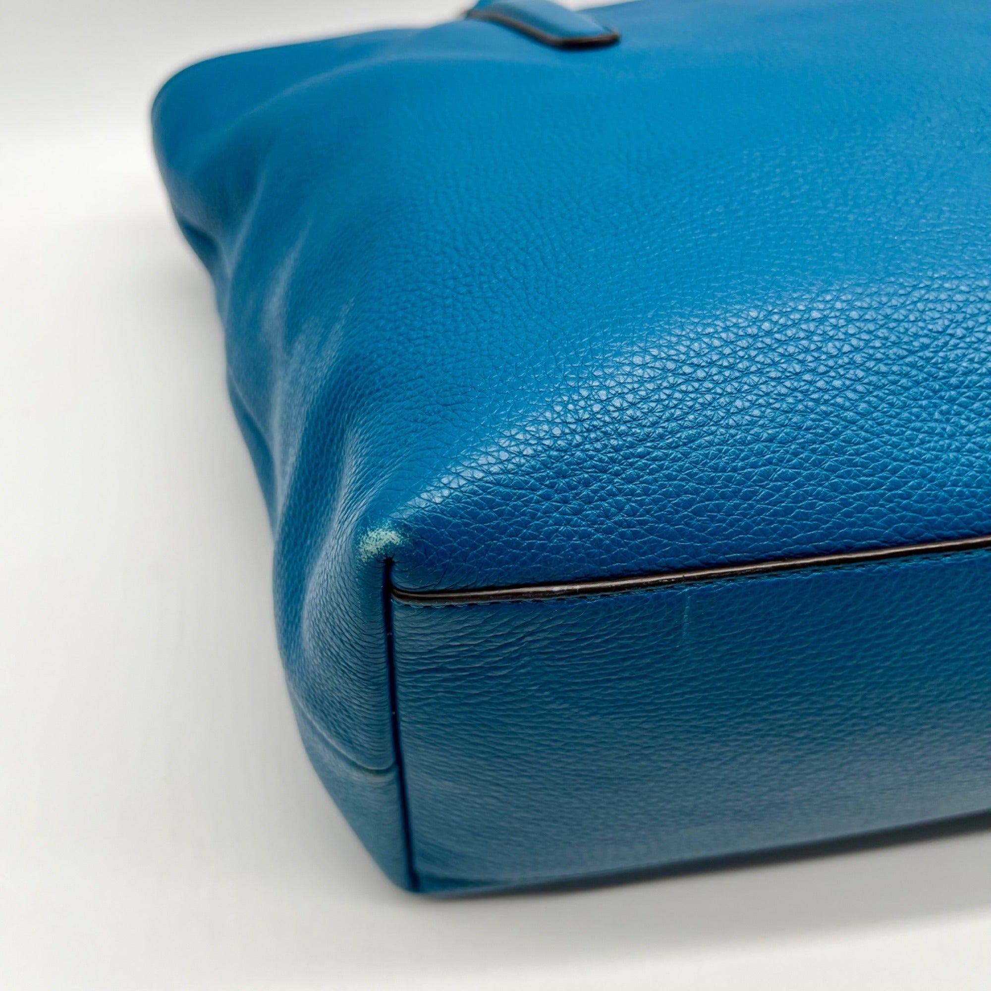 Coach Blue Pebbled Leather Tote Bag With Wallet