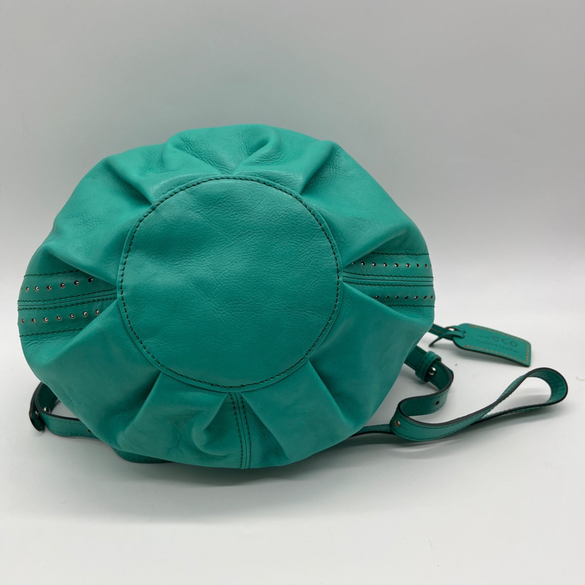Old Trend Leather Teal Bucket Bag