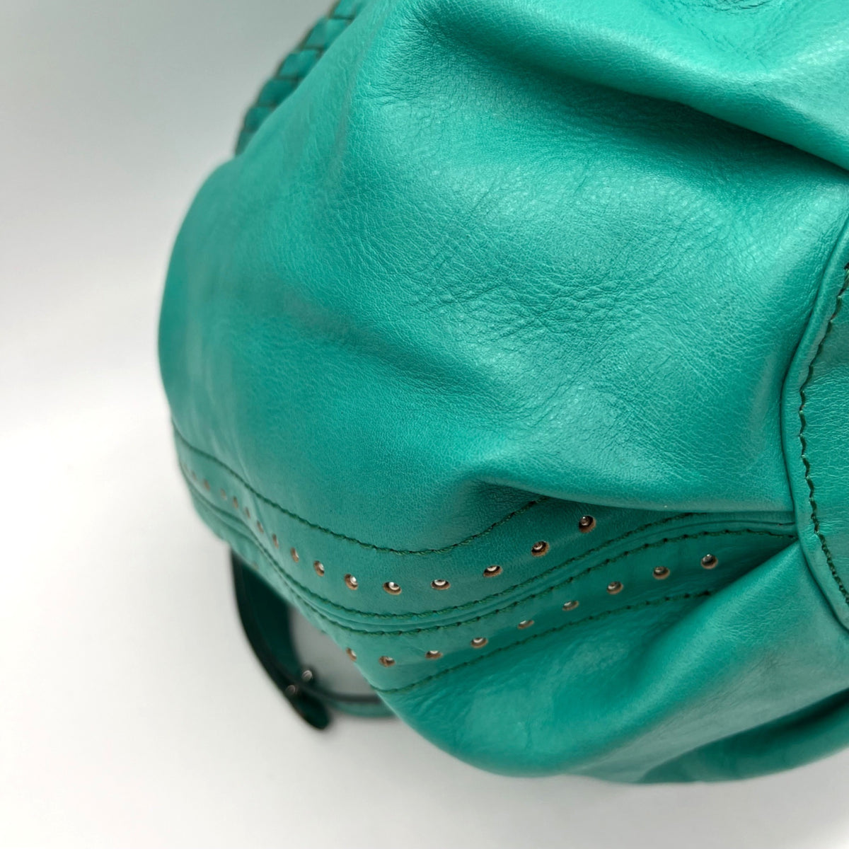 Old Trend Leather Teal Bucket Bag