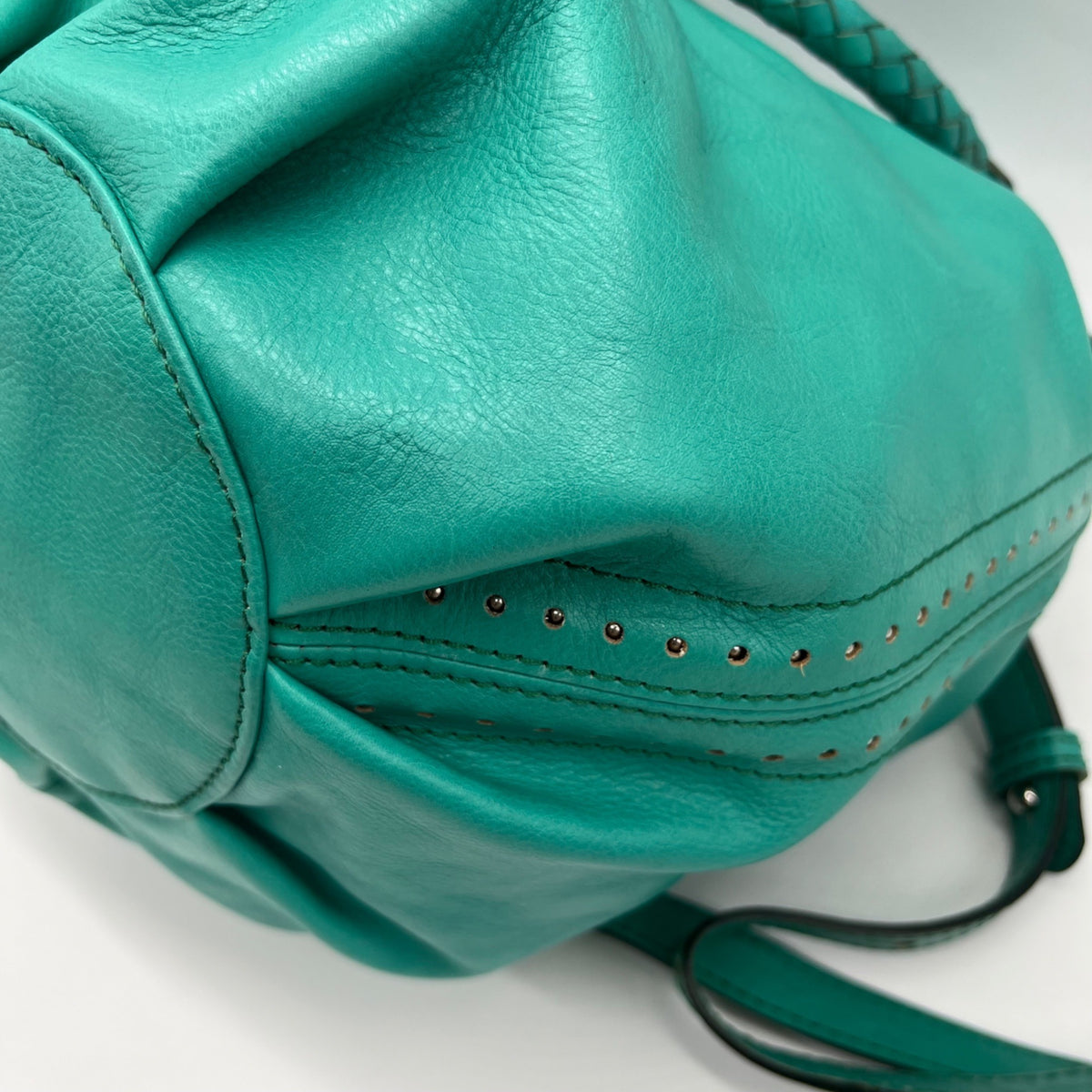 Old Trend Leather Teal Bucket Bag