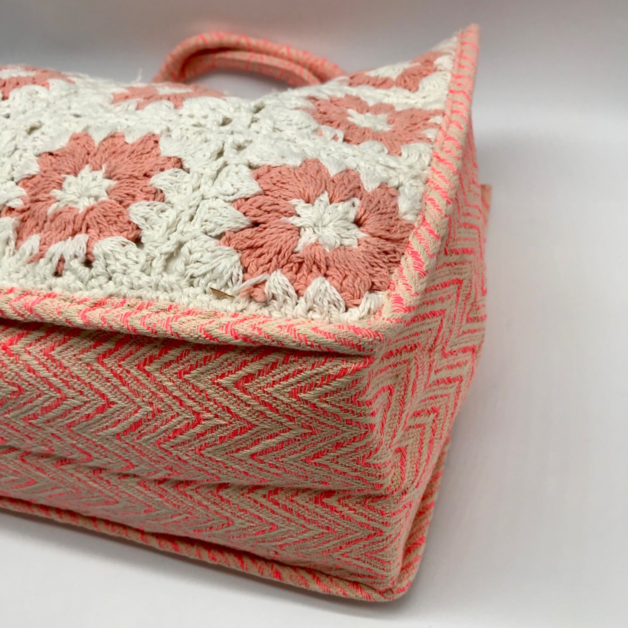 Pink Chevron Pattern Tote Bag