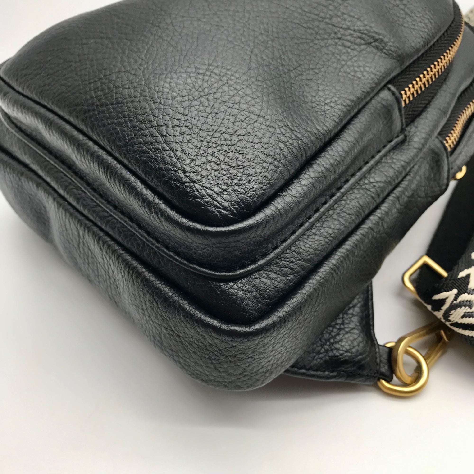 Style &amp; Co Black Sling Pack With Webbed Strap