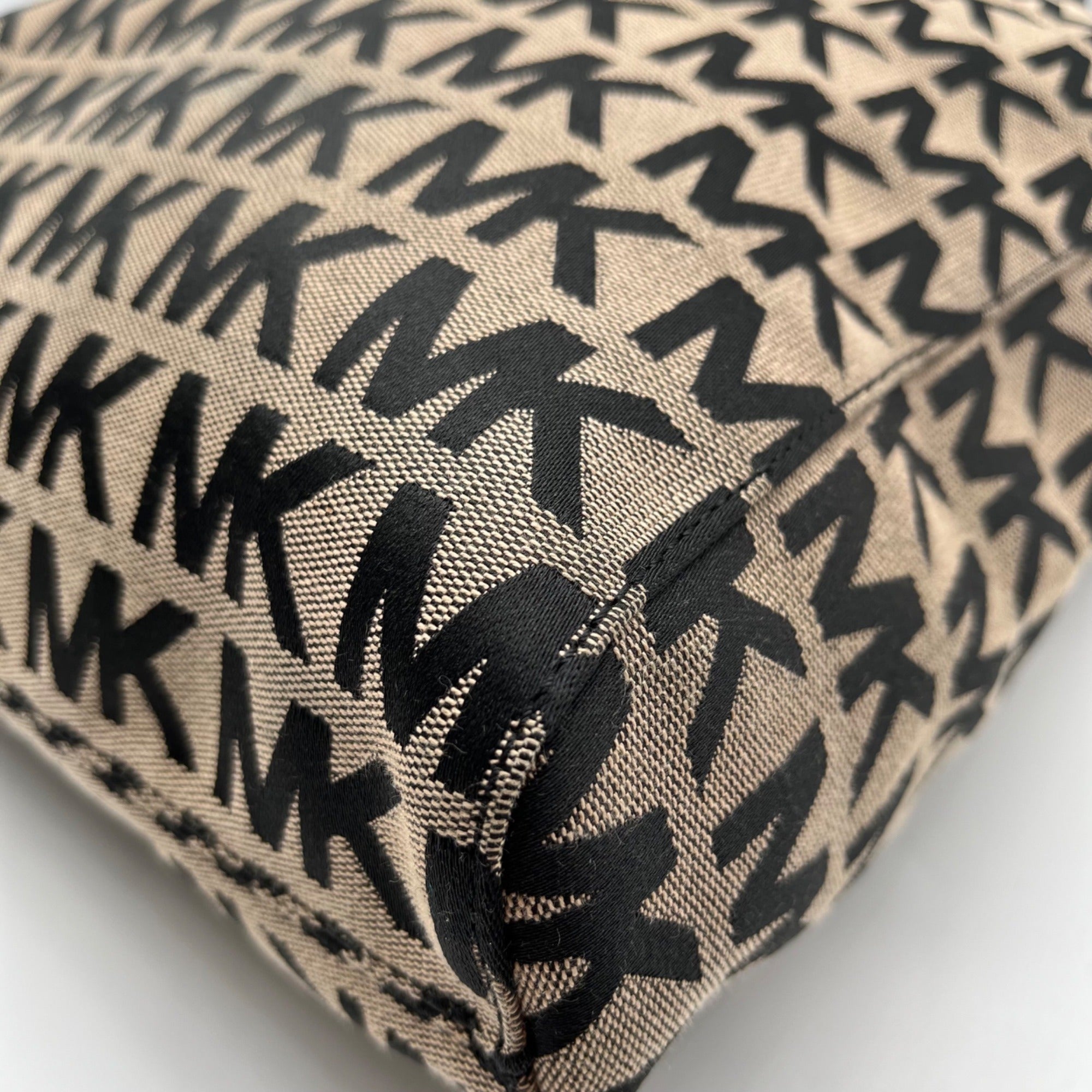 Michael Kors Khaki &amp; Black Logo Print Canvas Jet Set Tote Bag