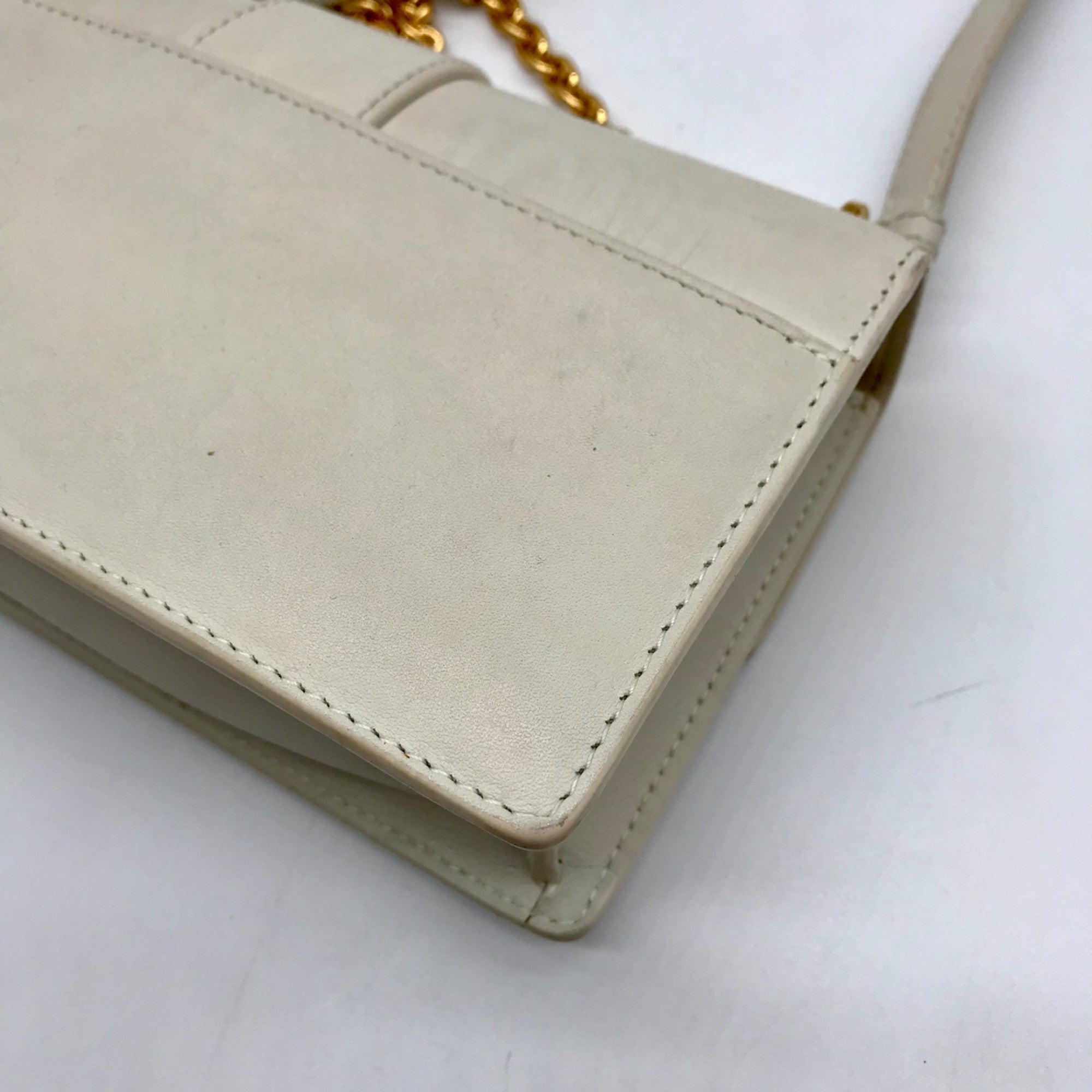 Christian Dior Chalk Leather 30 Montaigne East West Shoulder Bag