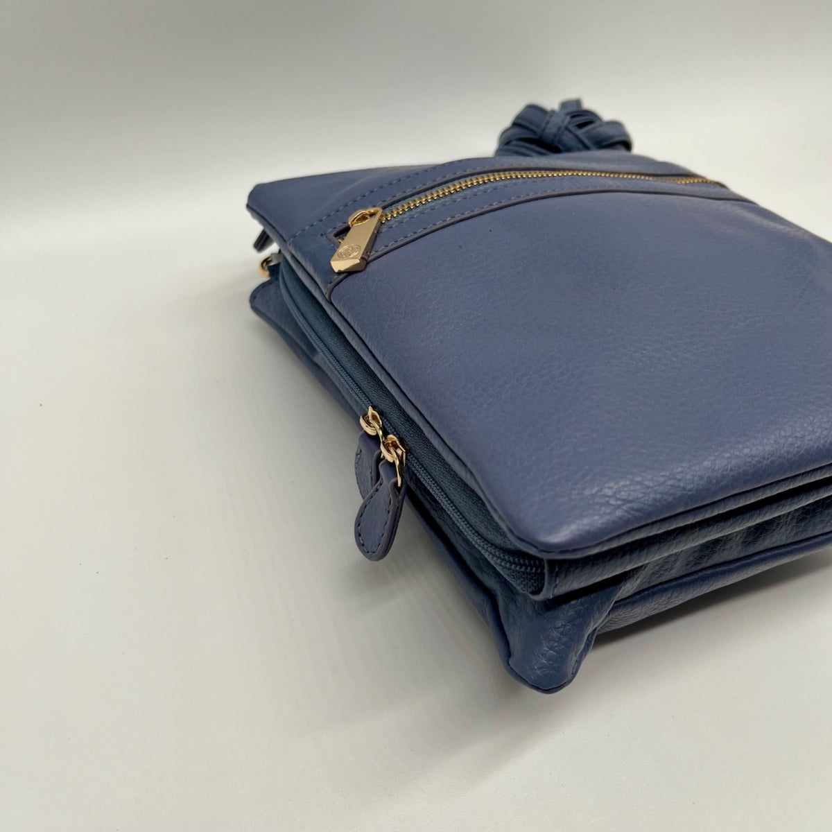 Giani Bernini Blue Pebble Leather Triple Zip Dasher Crossbody Bag