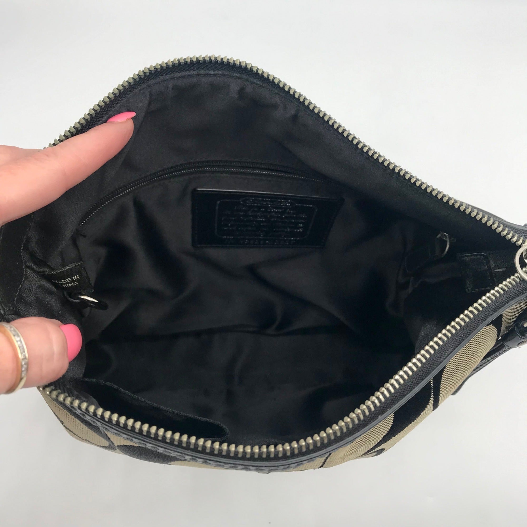Coach Gray &amp; Black Jacquard Canvas Signature Logo Shoulder Bag 12825