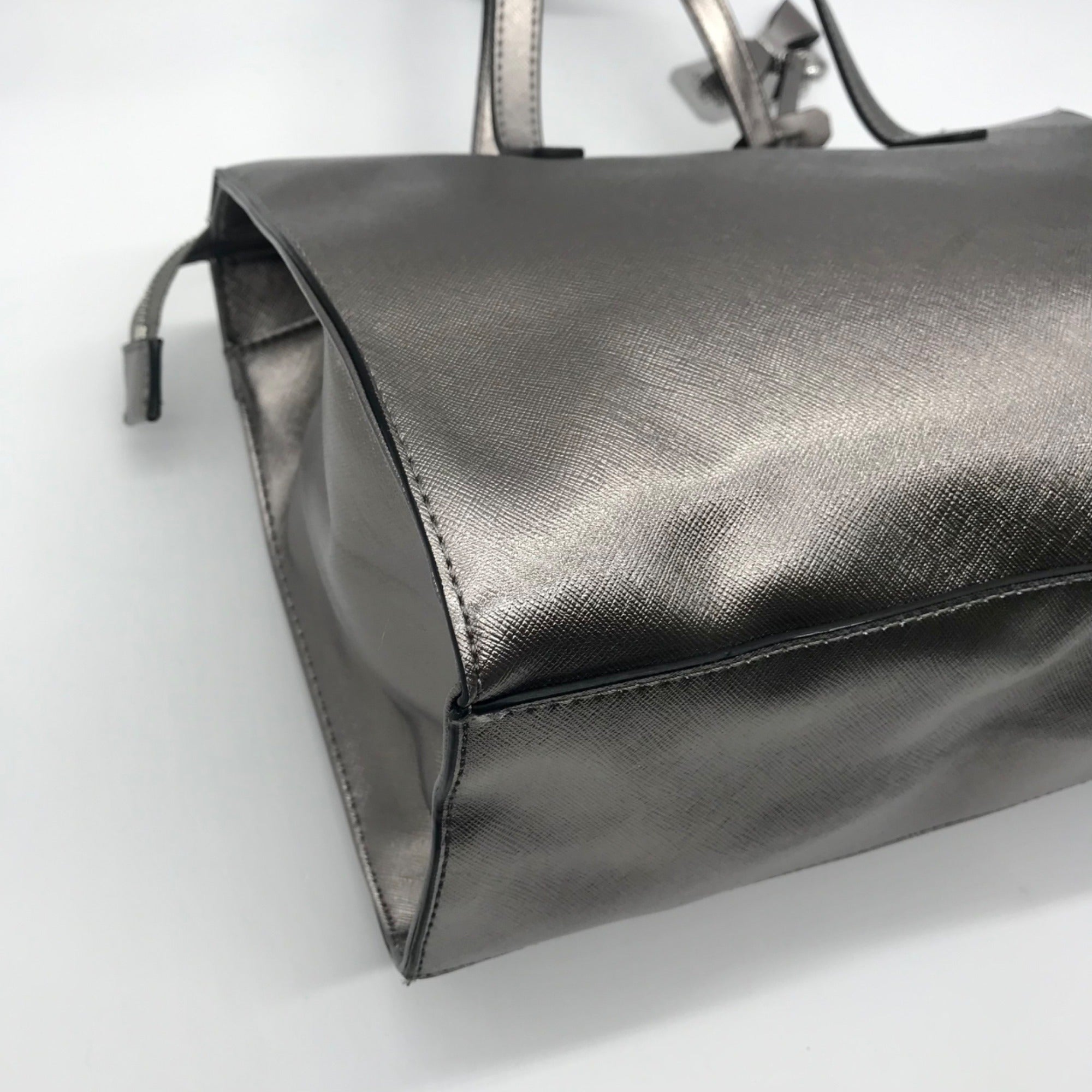 Guess Silver Faux Leather Delaney Small Classic Tote Bag