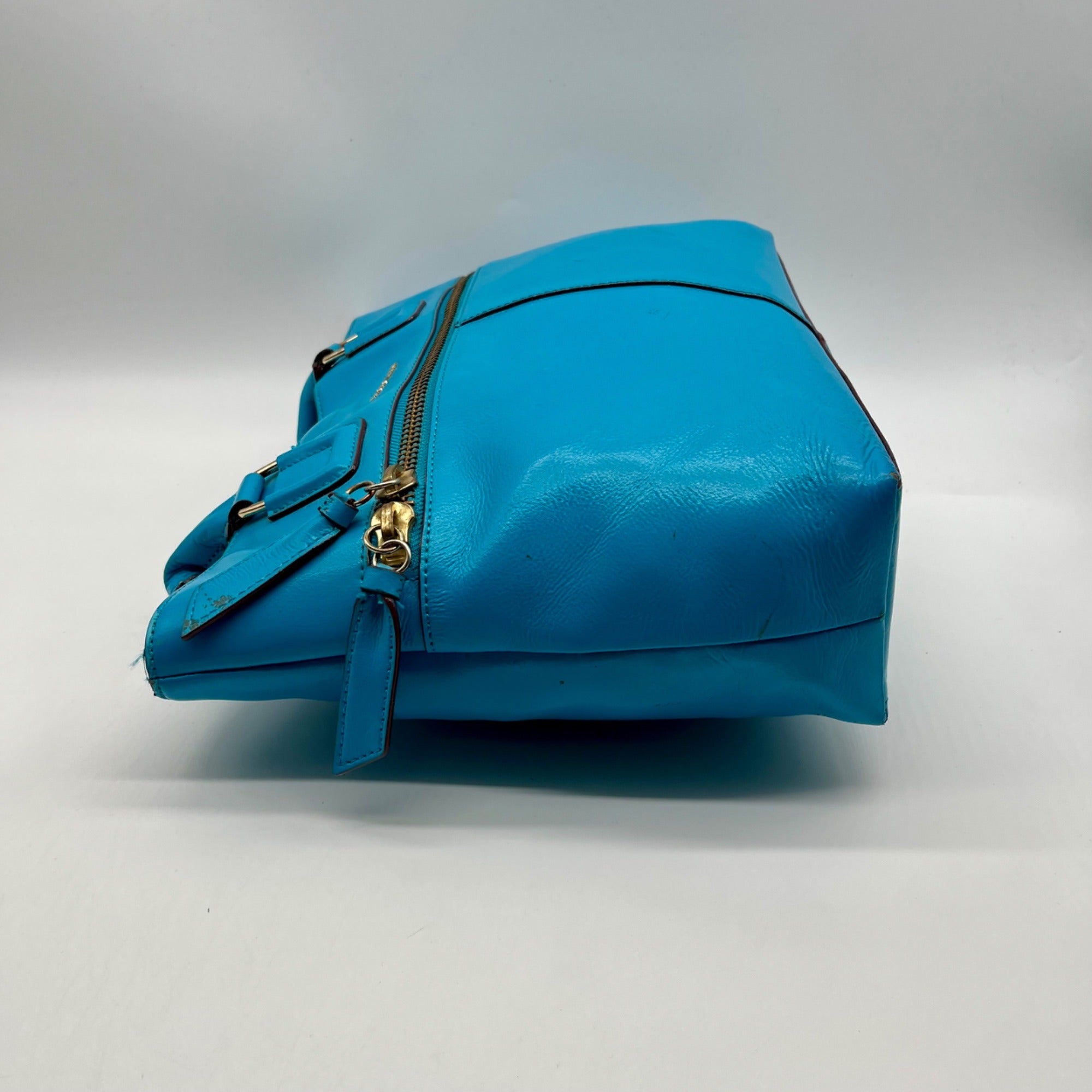 Antionio Melani Vibrant Turquoise Leather Shoulder Bag
