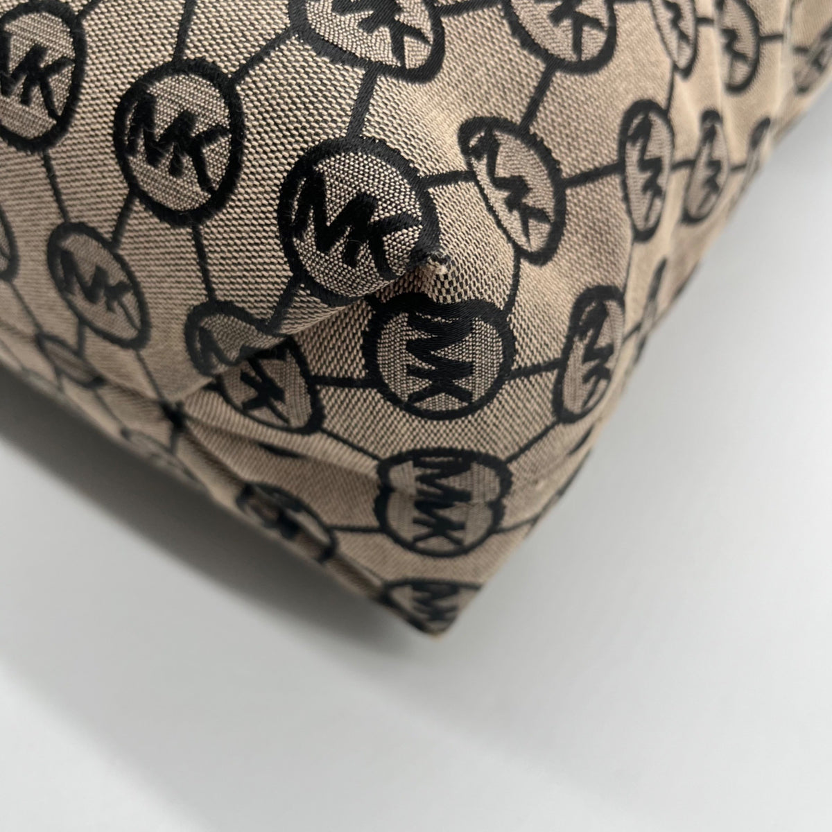 Michael Kors Beige Signature Canvas Montauk Tote Bag